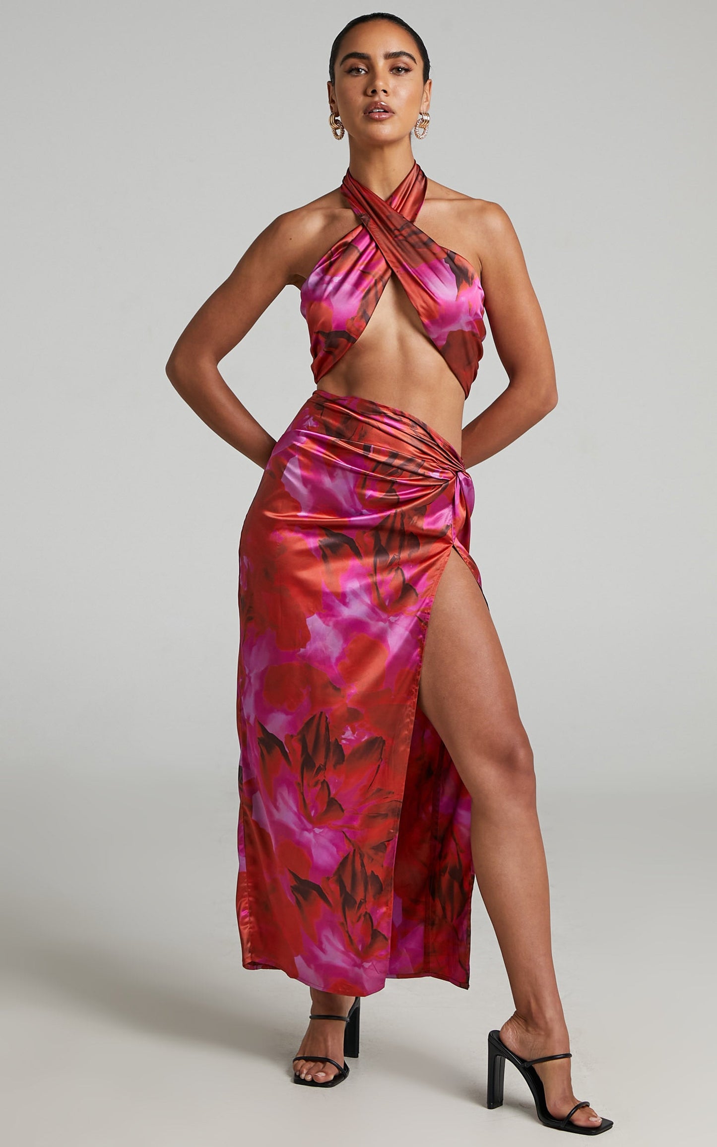 RUNAWAY THE LABEL - SCARLETT TOP in Pink Floral