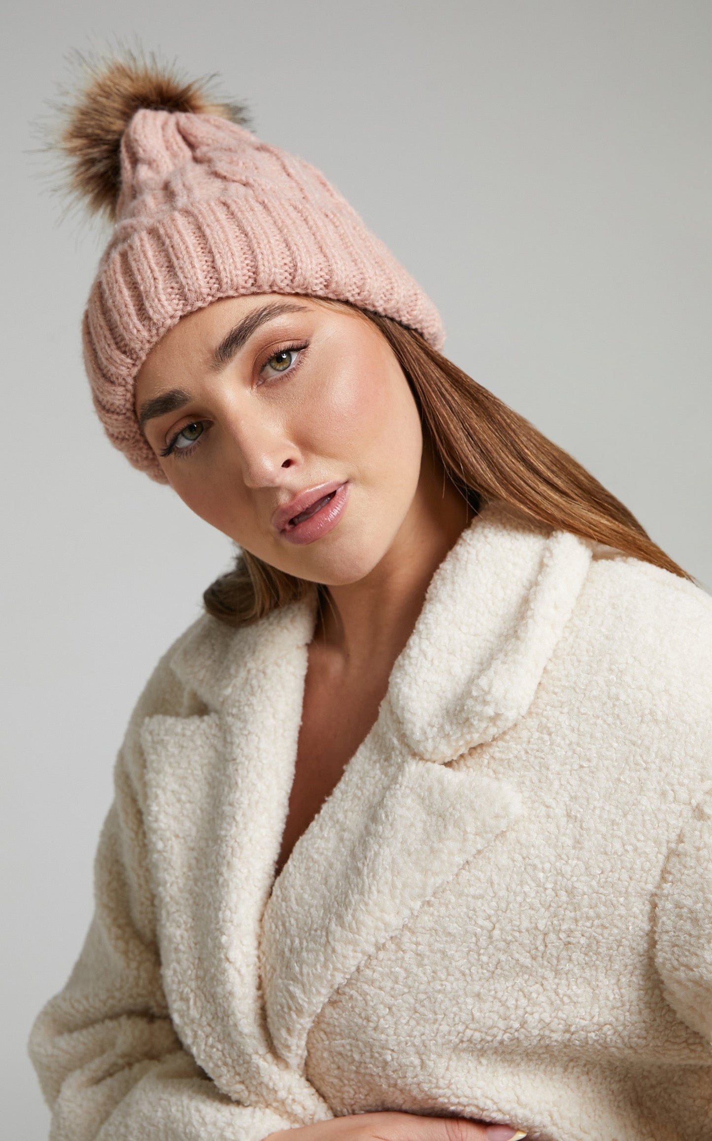 Ramiah Pom Pom Beanie in Pink