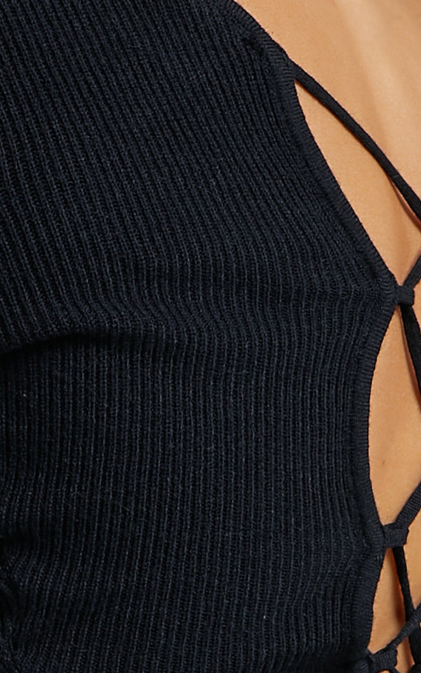 Resae Top in Black