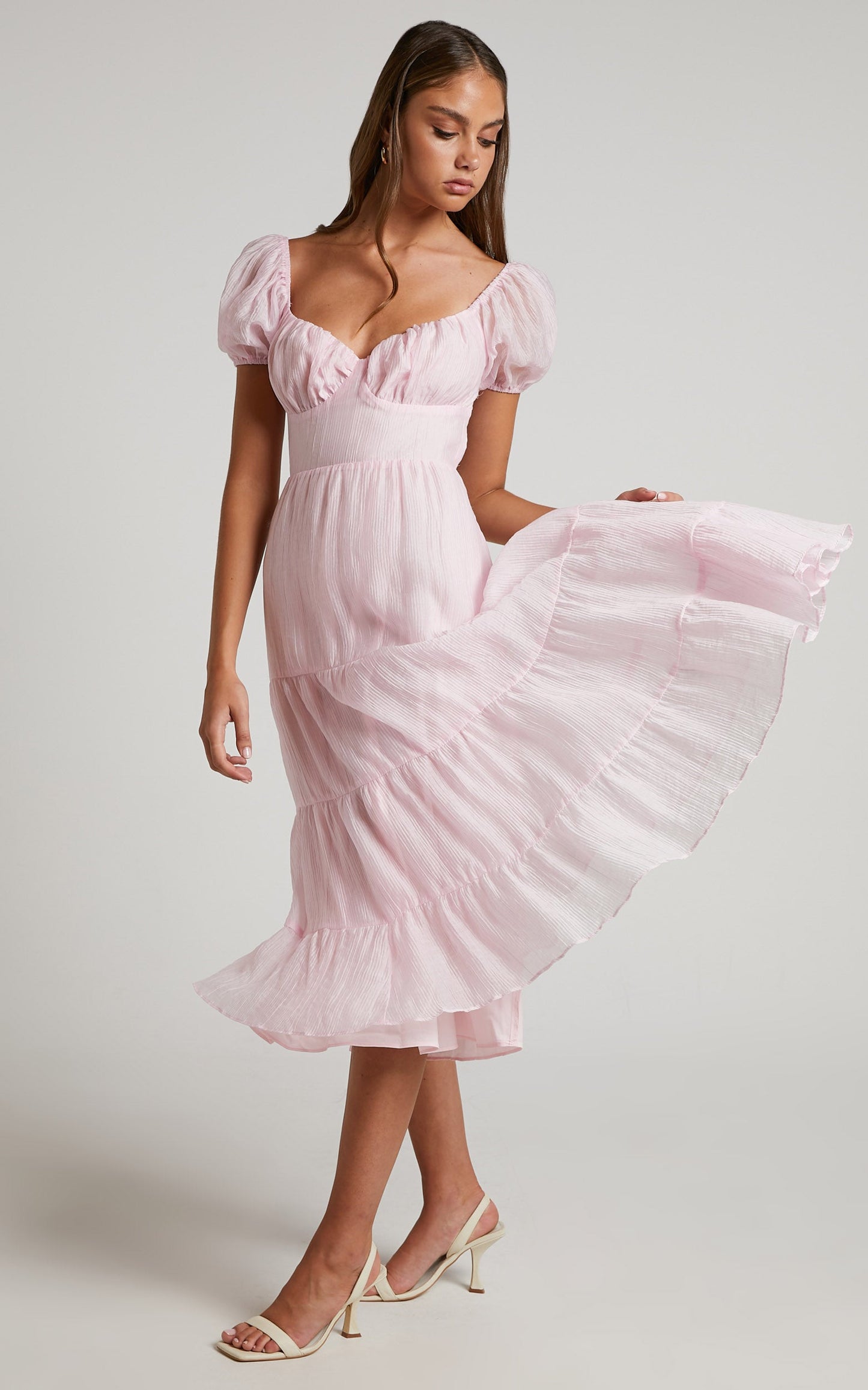 Emiralda Midi Dress - Puff Sleeve Sweetheart Tiered Midi Dress in Pink