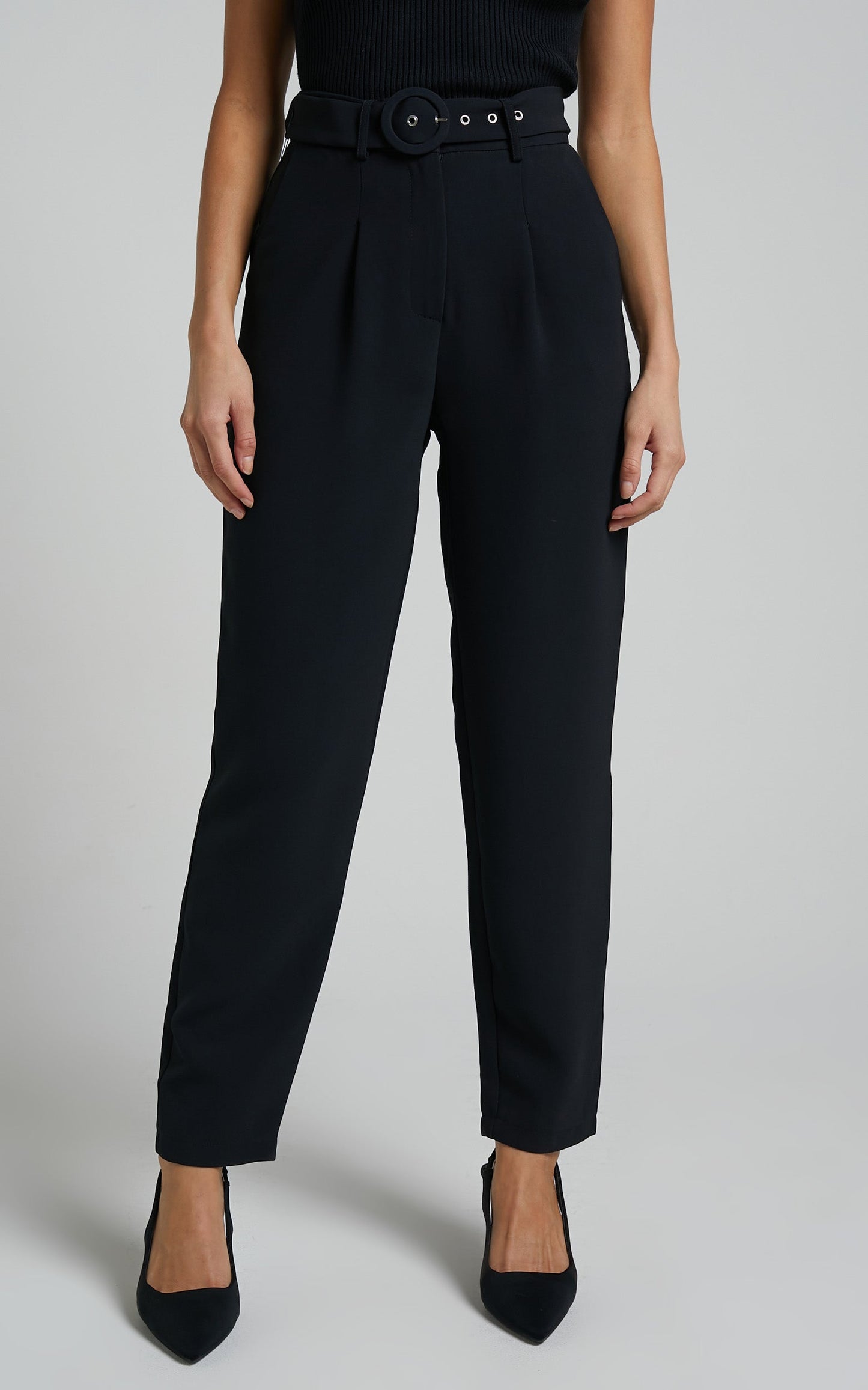 Reyna - High Waisted Tailored Pants in Black