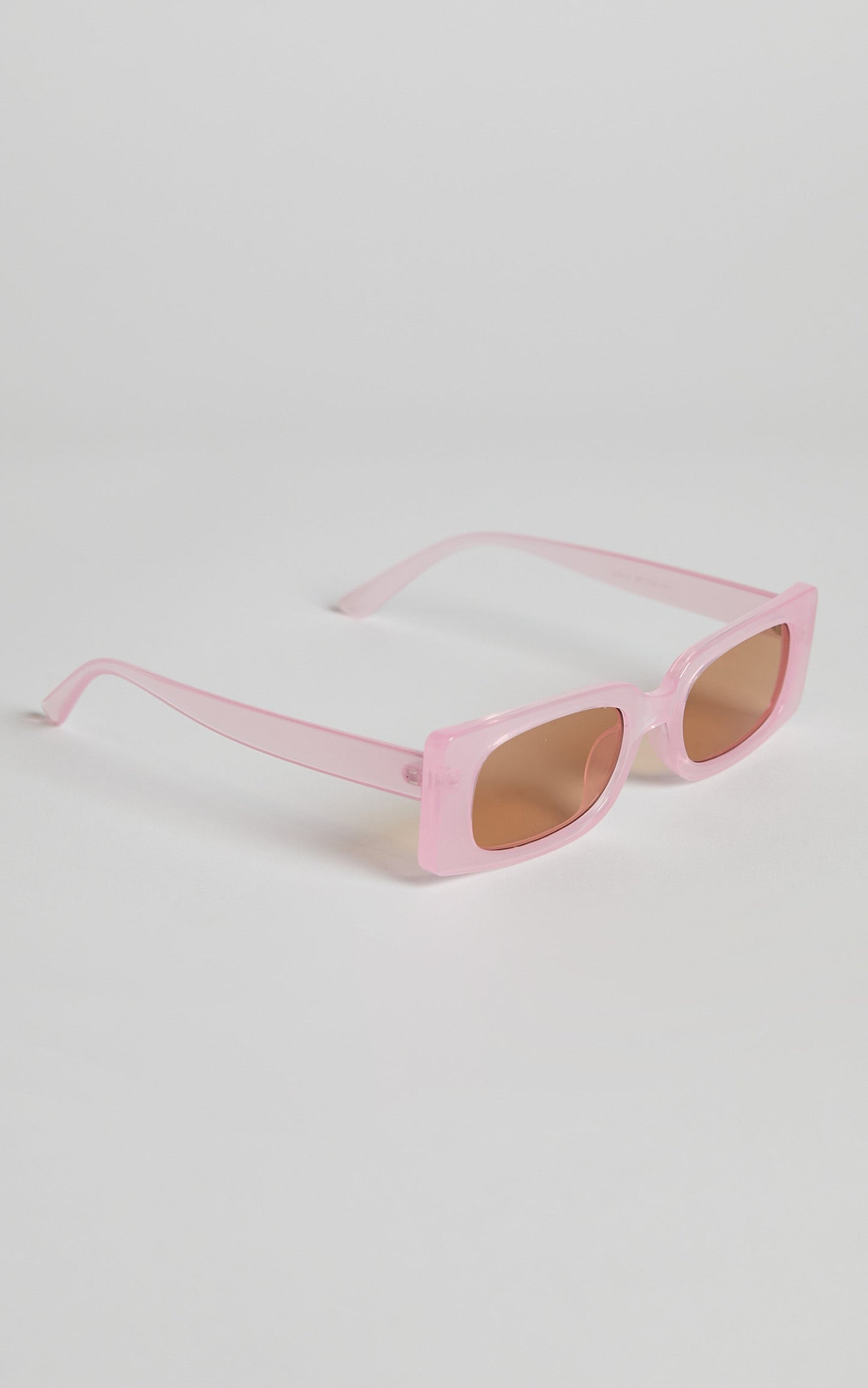 Rhyza Rectangle Sunglasses in Pink