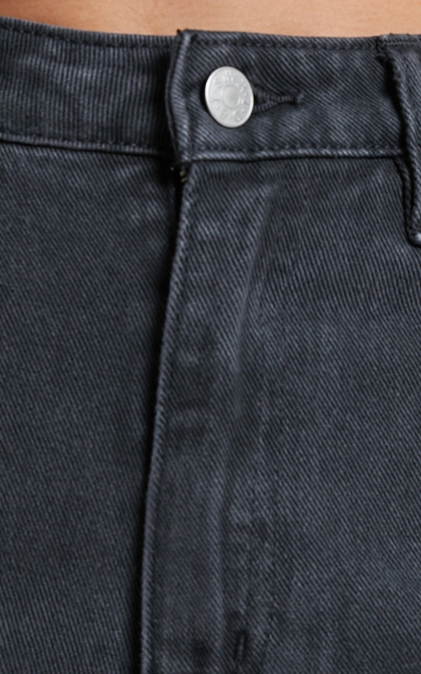 Riders by Lee - Hi Wide Short in Toxic Black