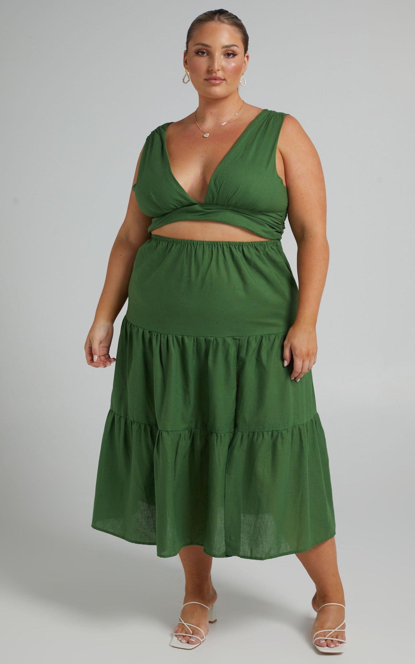 Spencer Midi Dress - V Neck Cut Out Tiered Dress in Green