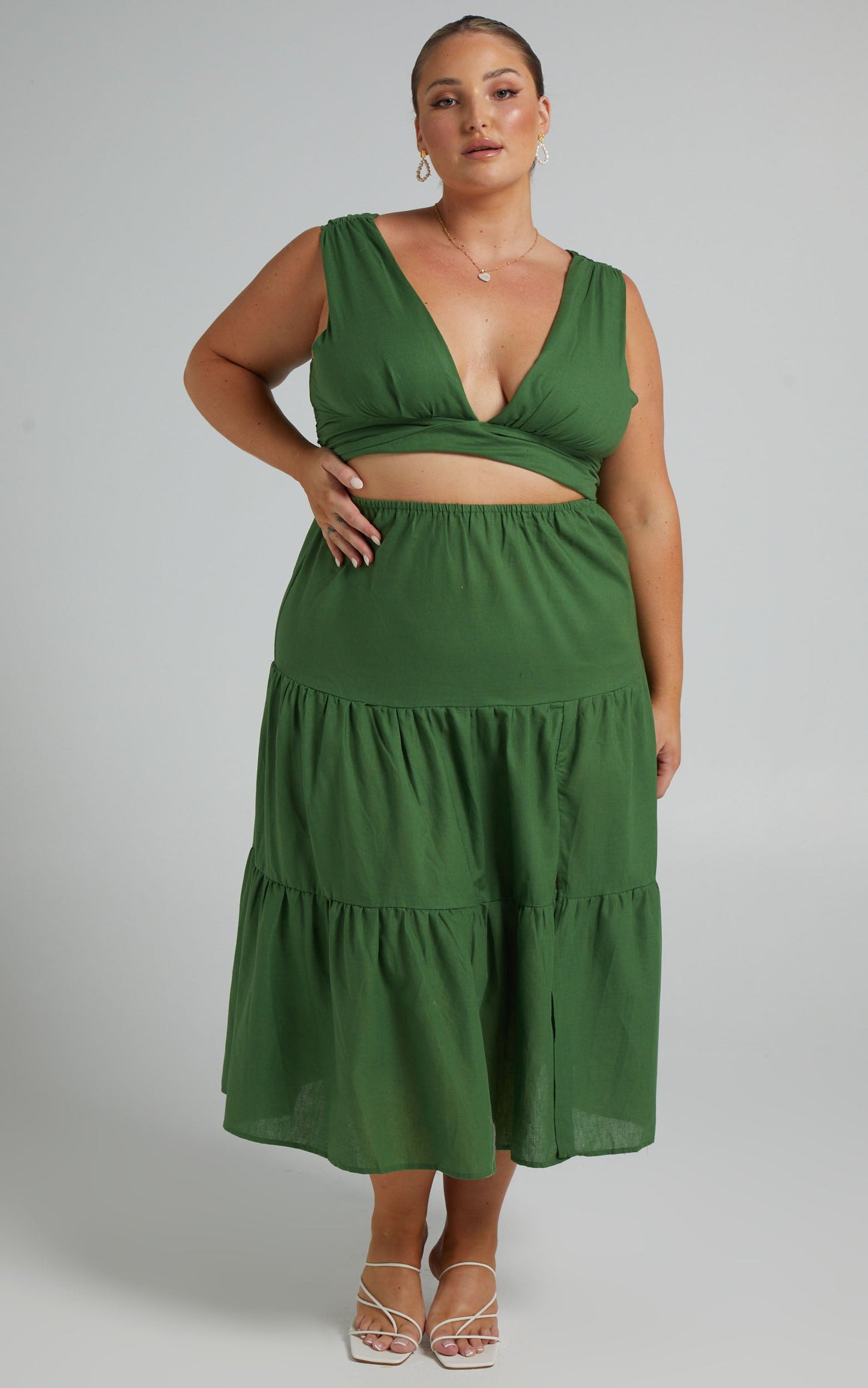 Spencer Midi Dress - V Neck Cut Out Tiered Dress in Green