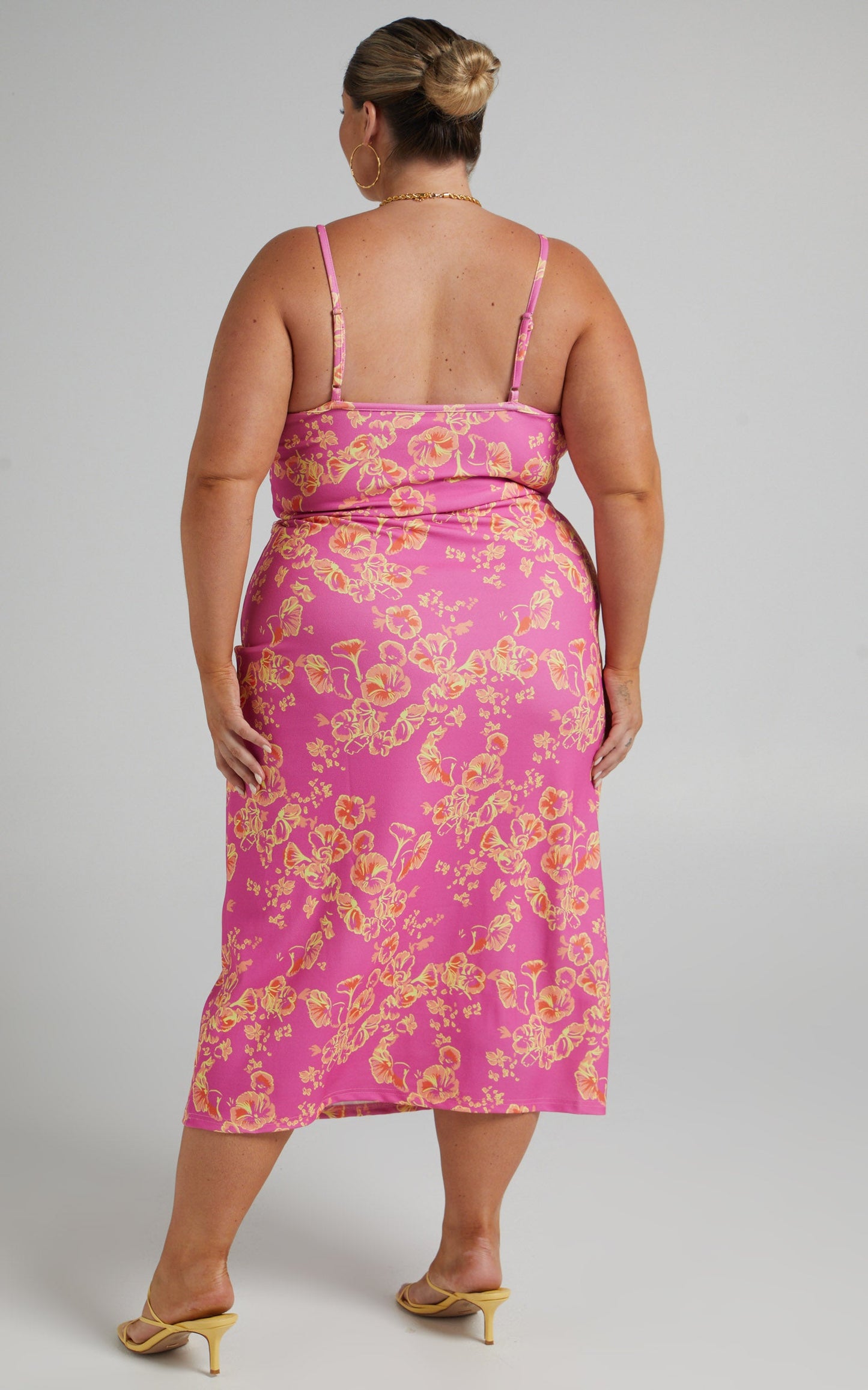 Yara Midi Dress in Floral Fantasia
