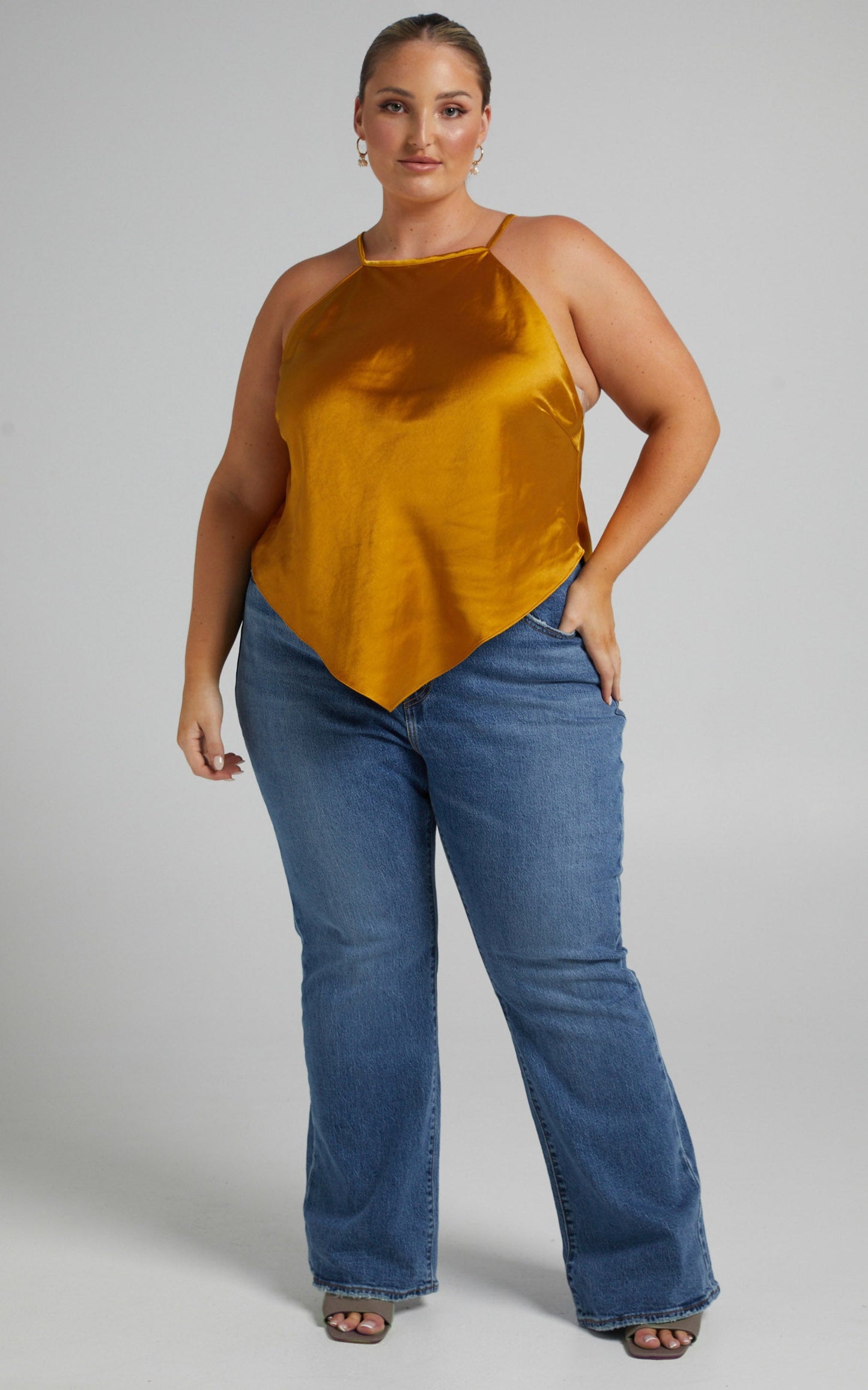 Nelssy Halter Neck Scarf Top In Satin in Yellow