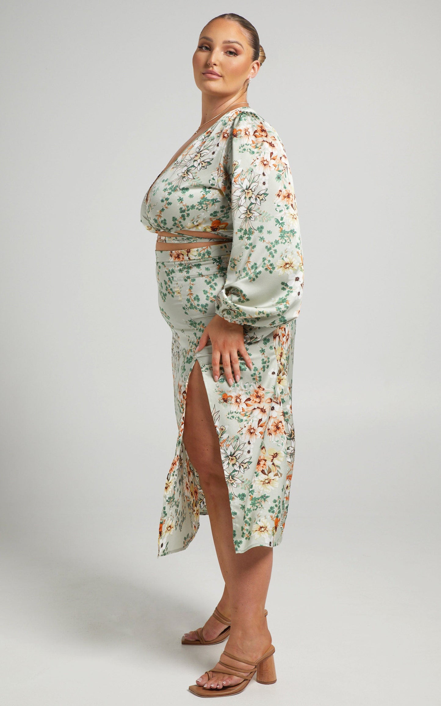 Bellanca Long Sleeve Wrap Top in Sage Floral