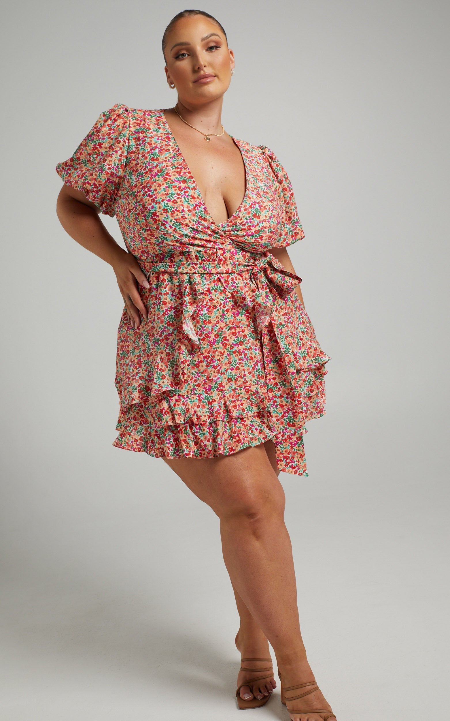 Scarlette Frill Hem Mini Dress in White Floral