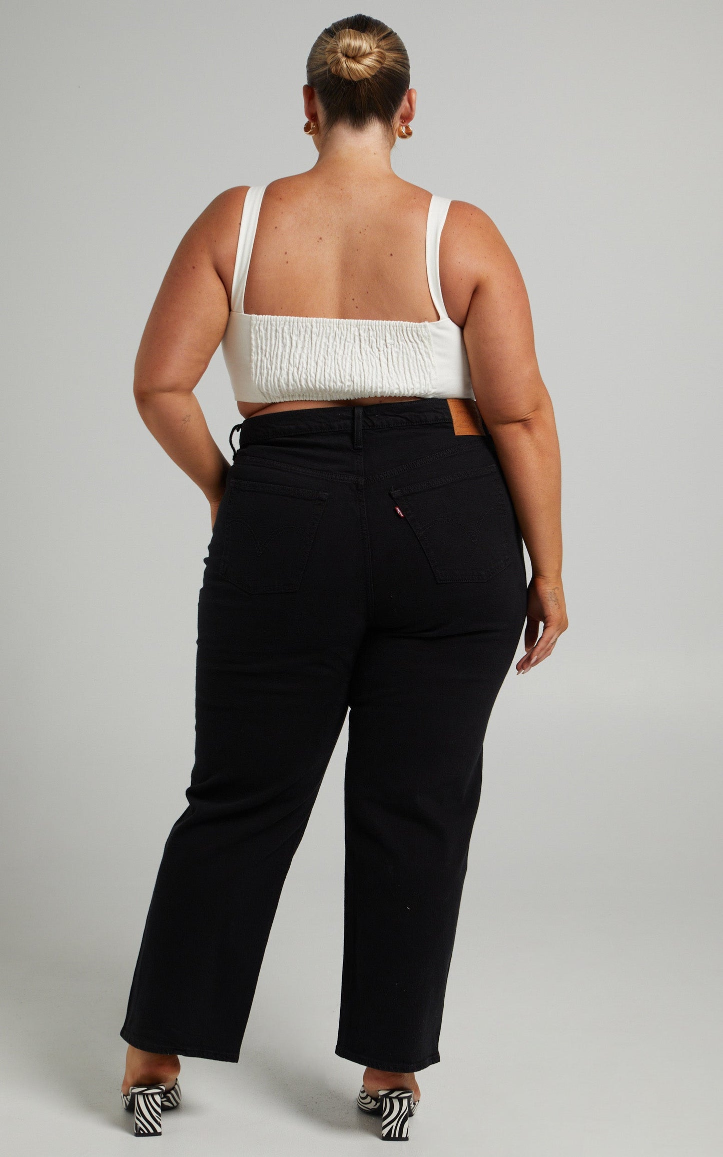 Levi's Curve - Ribcage Straight Jean in Black Sprout