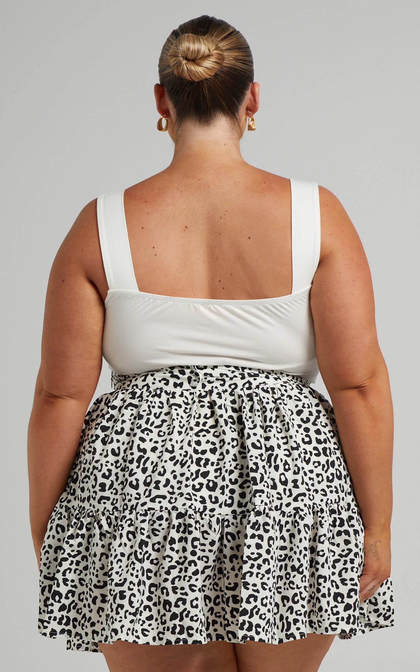 Daniella Mini Skirt - Tie Waist Skirt in Black Print