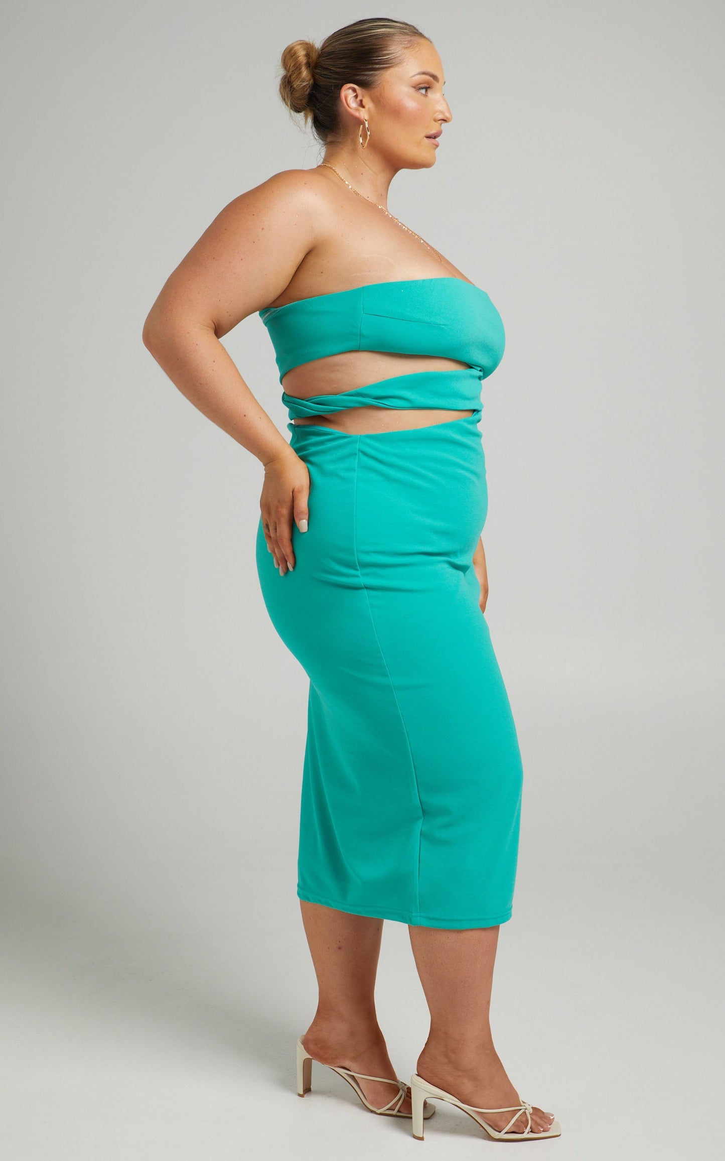 Alvana Strapless Cut out Midi Dress in Green