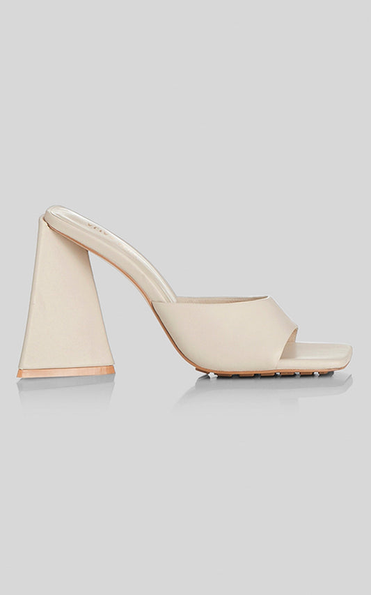 Alias Mae - Rini Mules in Bone Leather