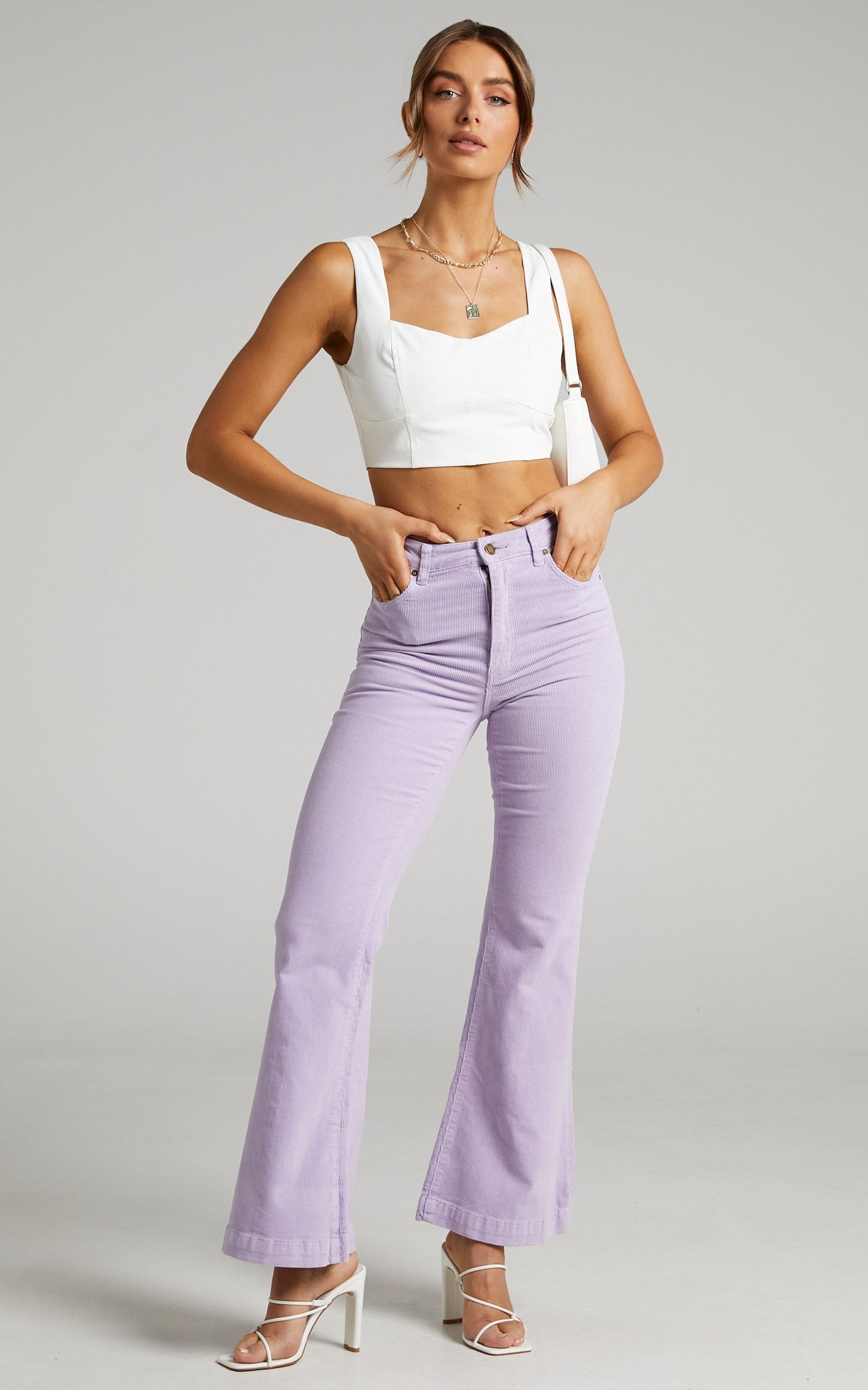 Rolla's - EASTCOAST FLARE in LAVENDER CORD