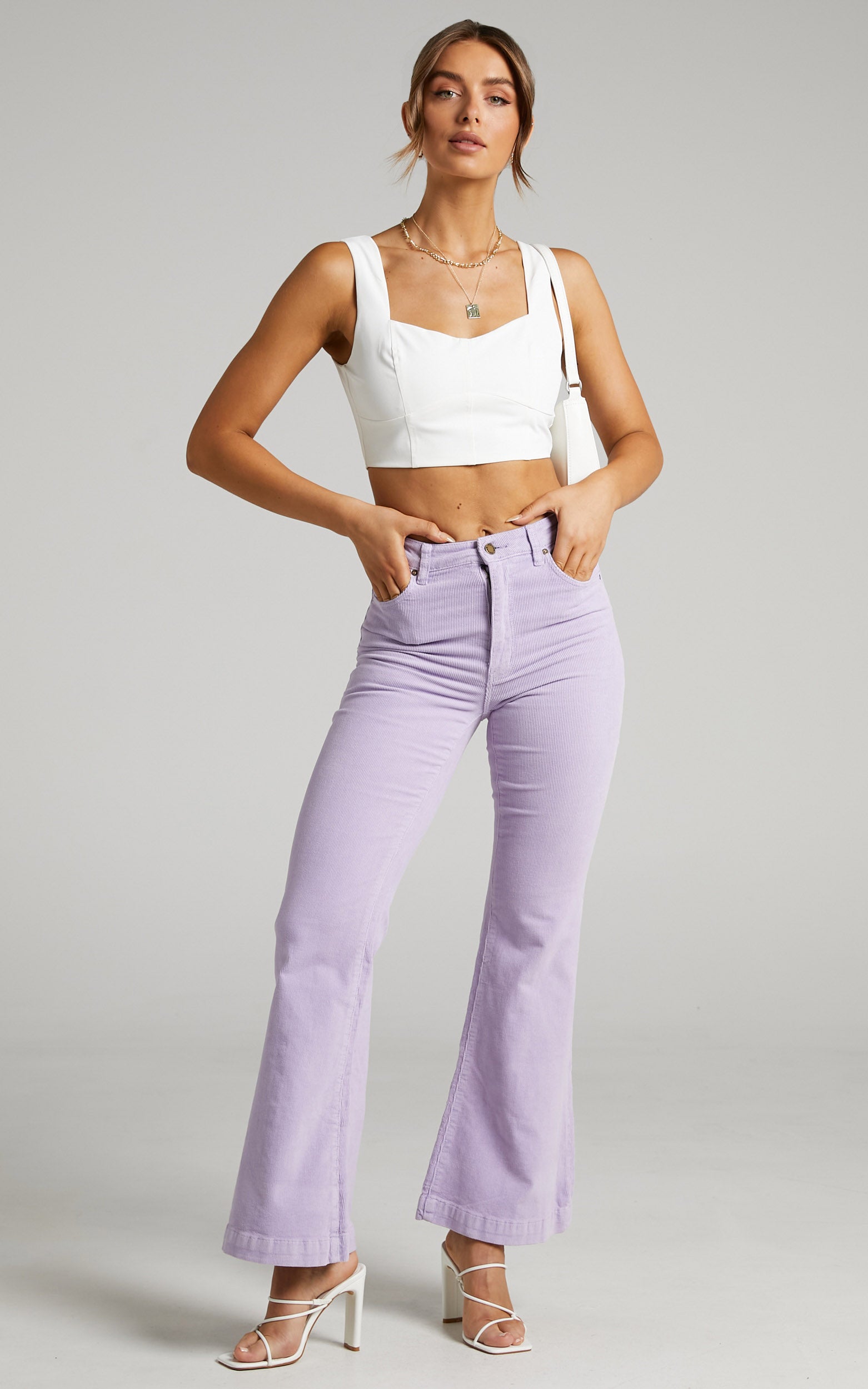Rolla's - EASTCOAST FLARE in LAVENDER CORD