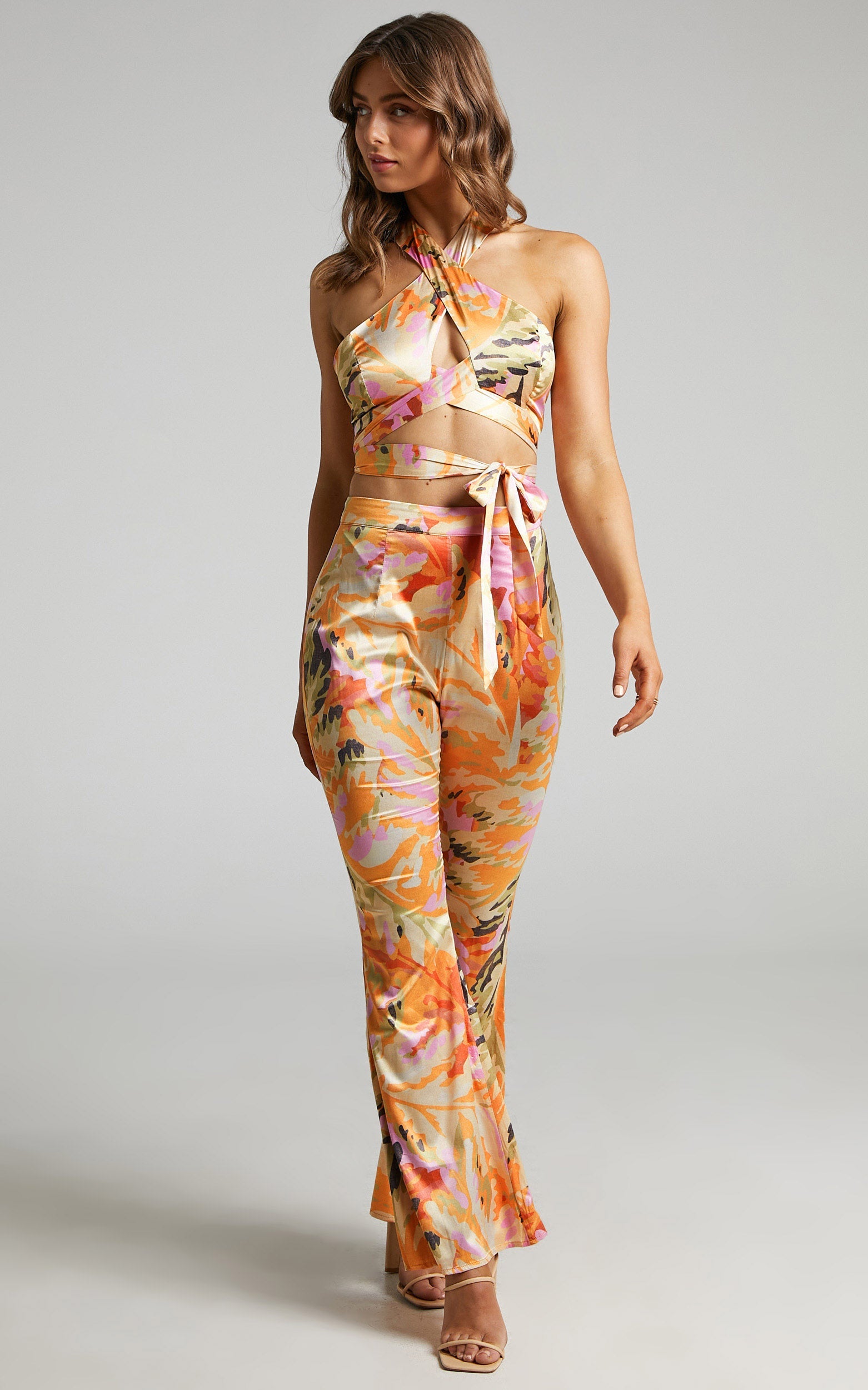 Romaine Halter Neck Two Piece Pant Set in abstract palm