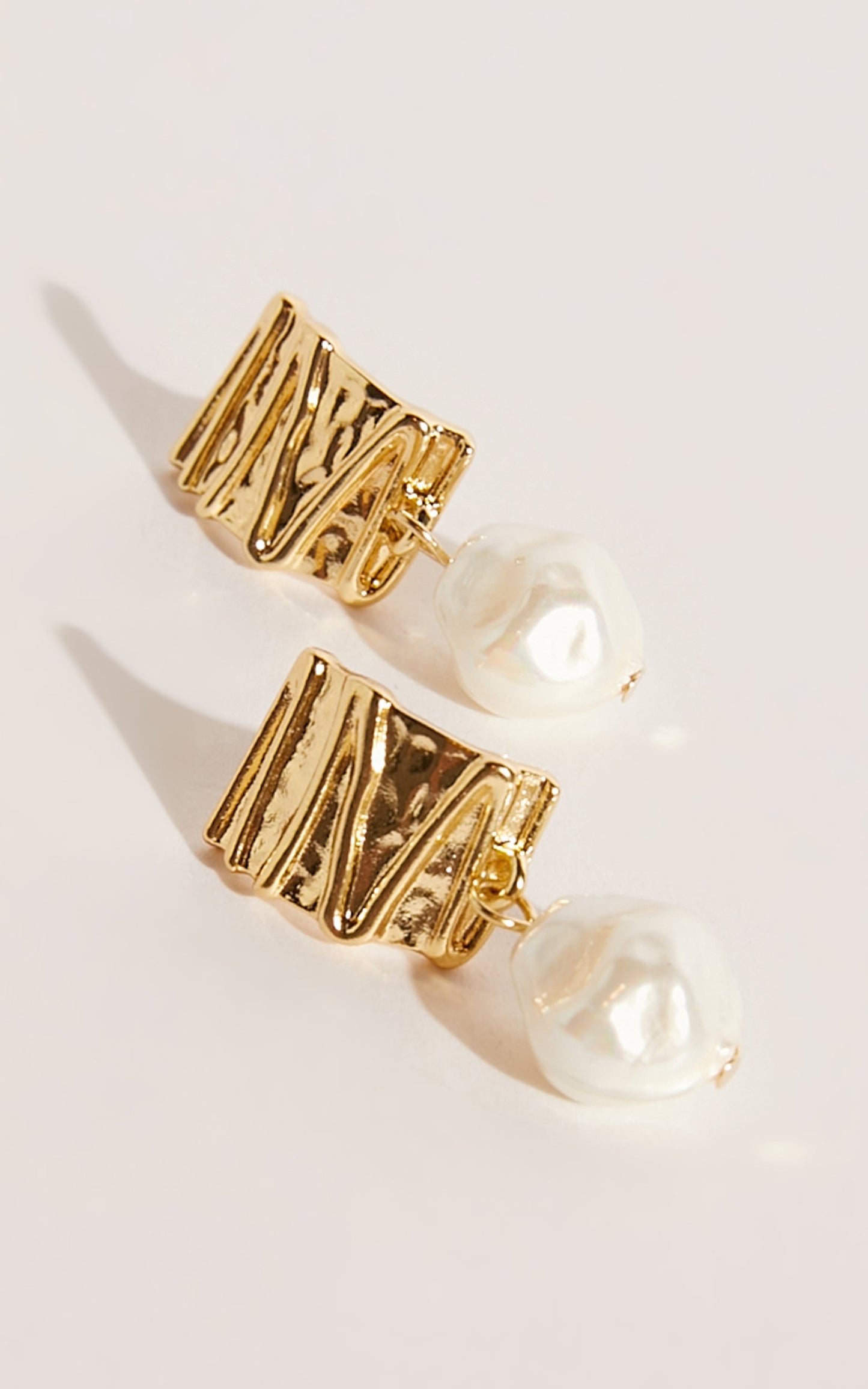 Romee Pearl Drop Earring in Gold