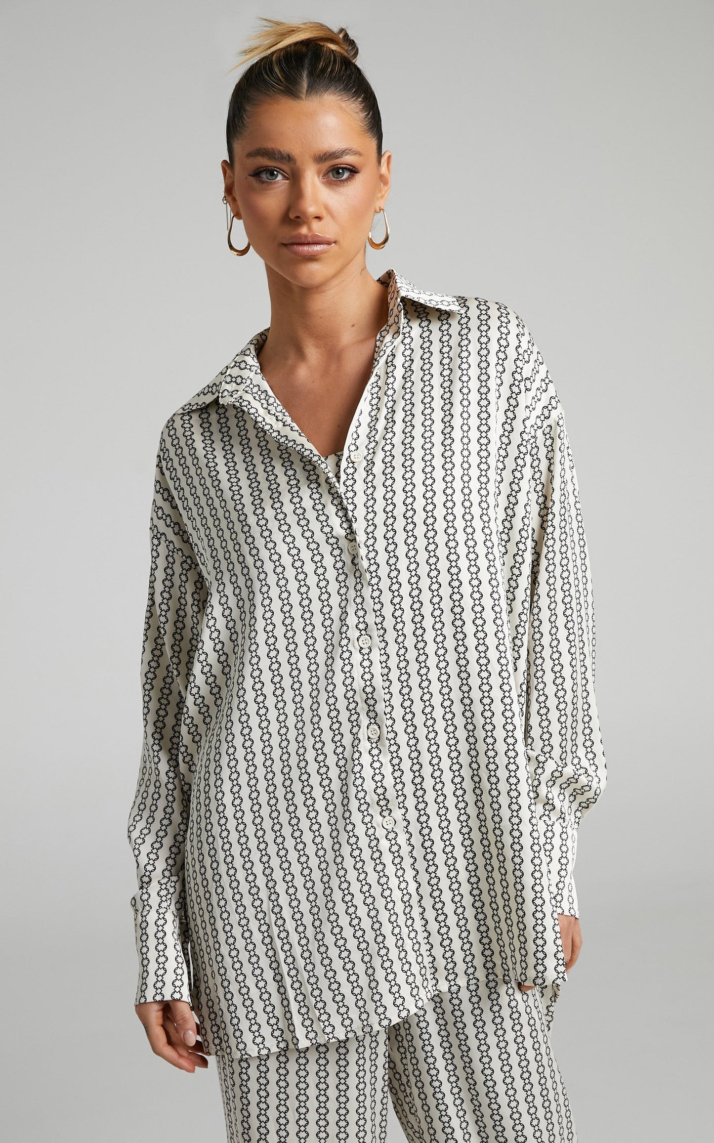 Rosetti Shirt - Relaxed Button Down Longline Shirt in Chain Print