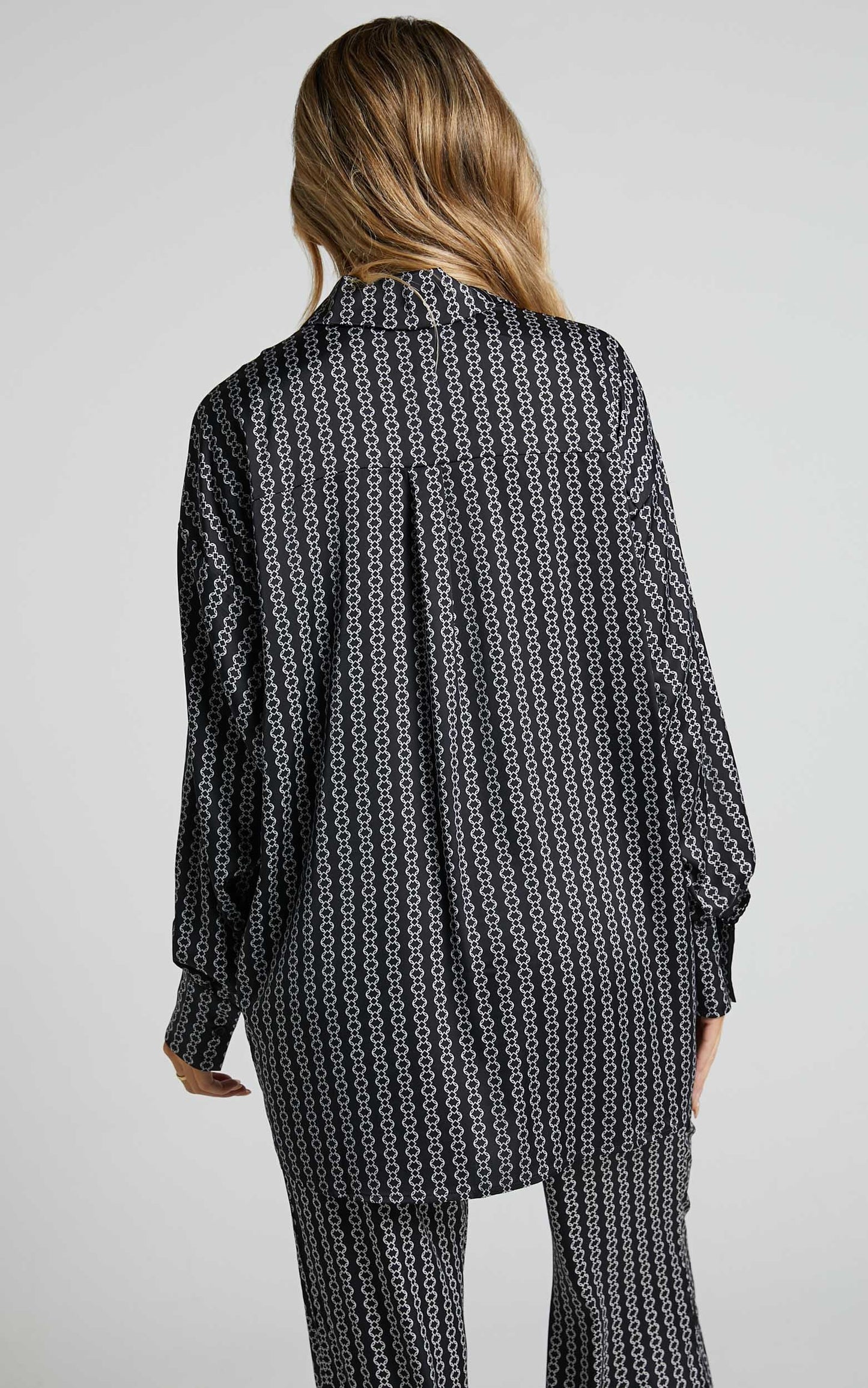 Rosetti Shirt - Relaxed Button Down Longline Shirt in Black Chain