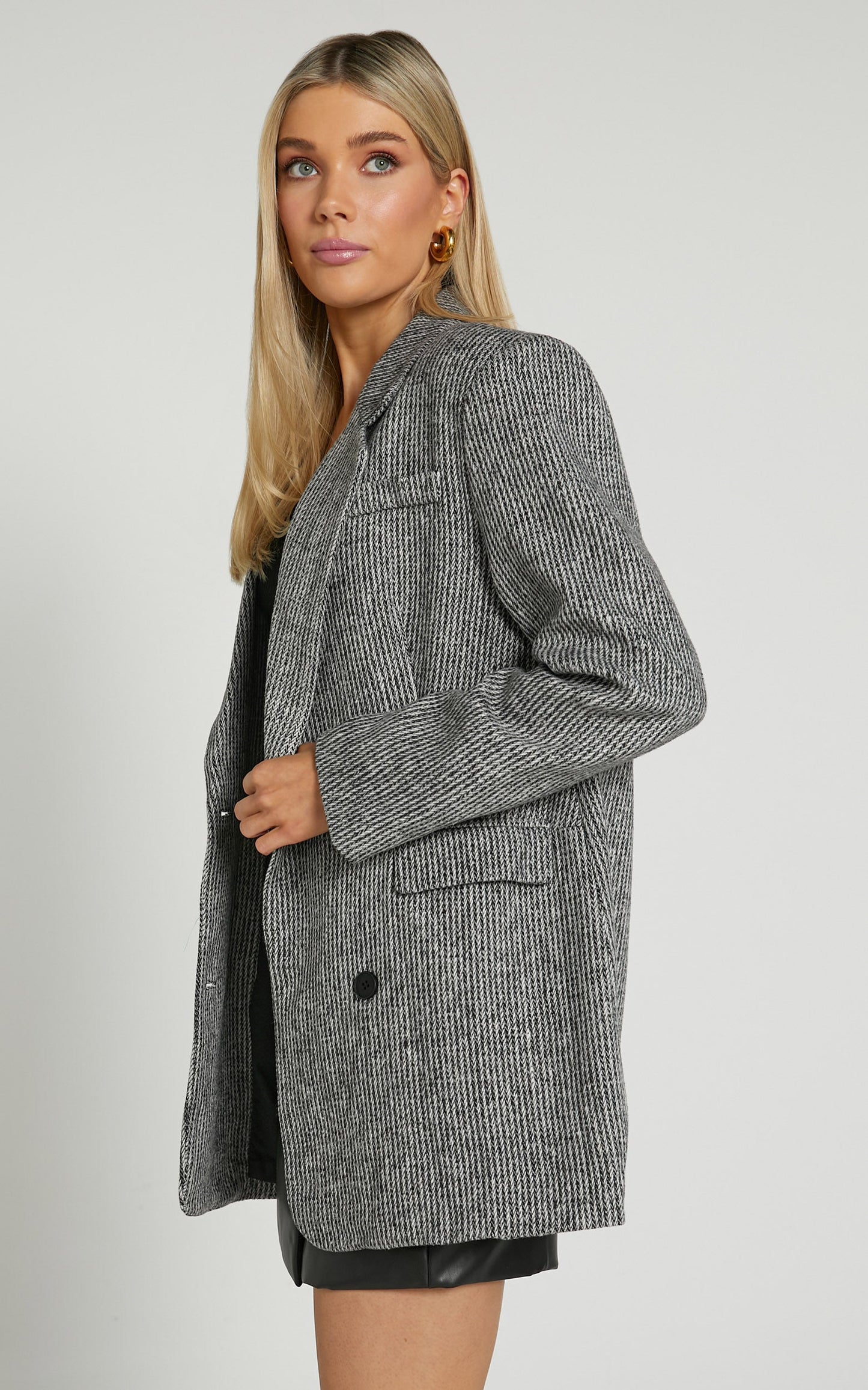 Roy Blazer - Oversized Textured Blazer in Black / White