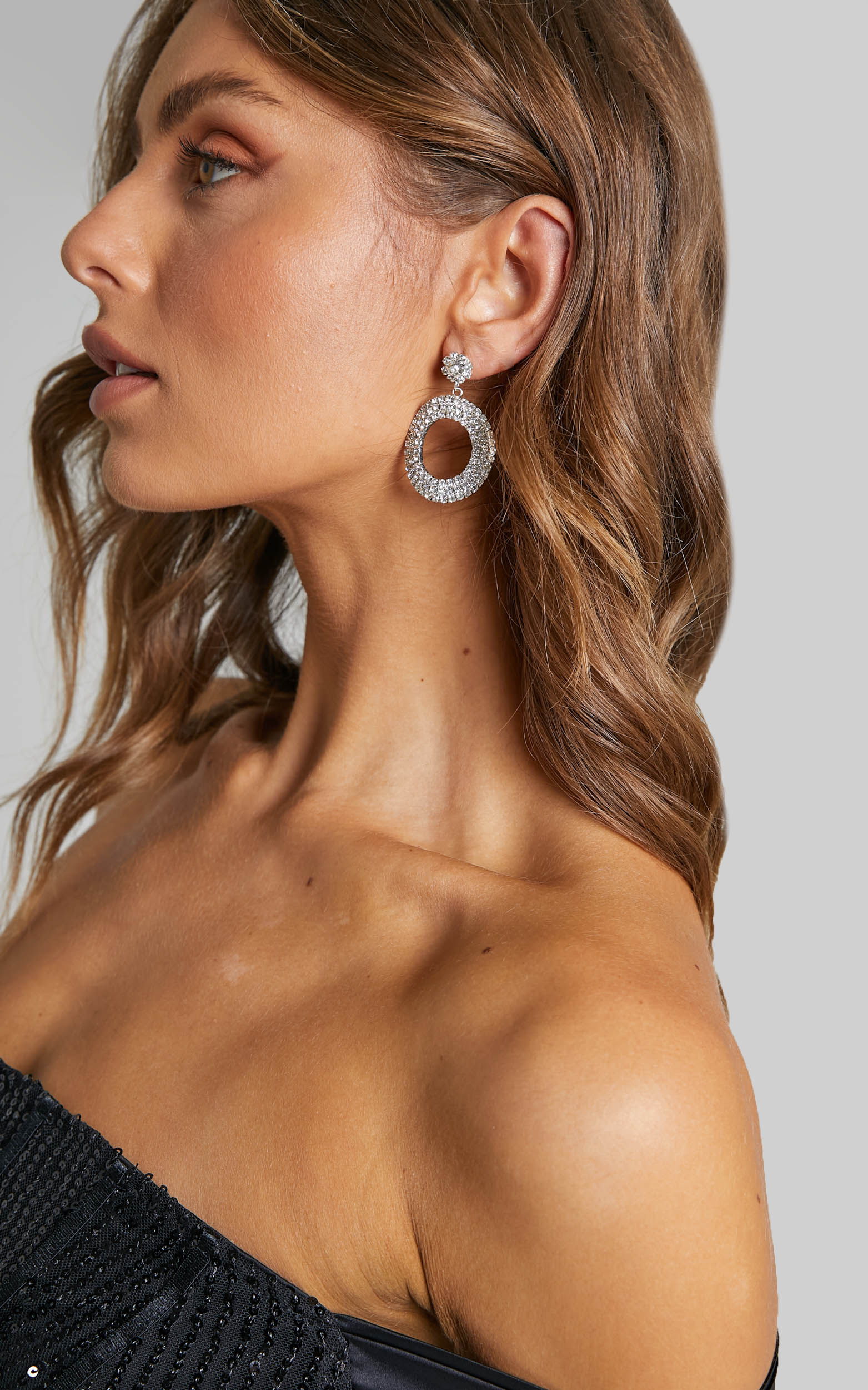 Rufina Earrings in Diamante