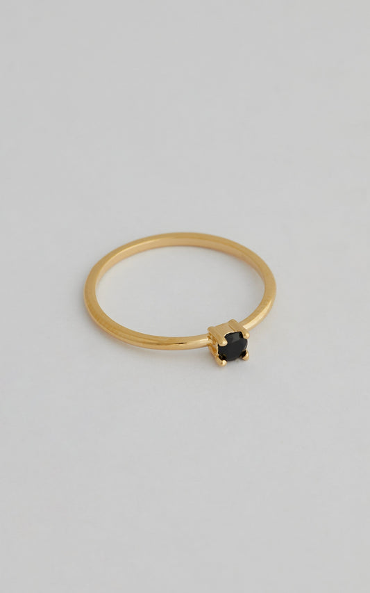 SAINT VALENTINE - BLACK QUARTZ RING in Gold