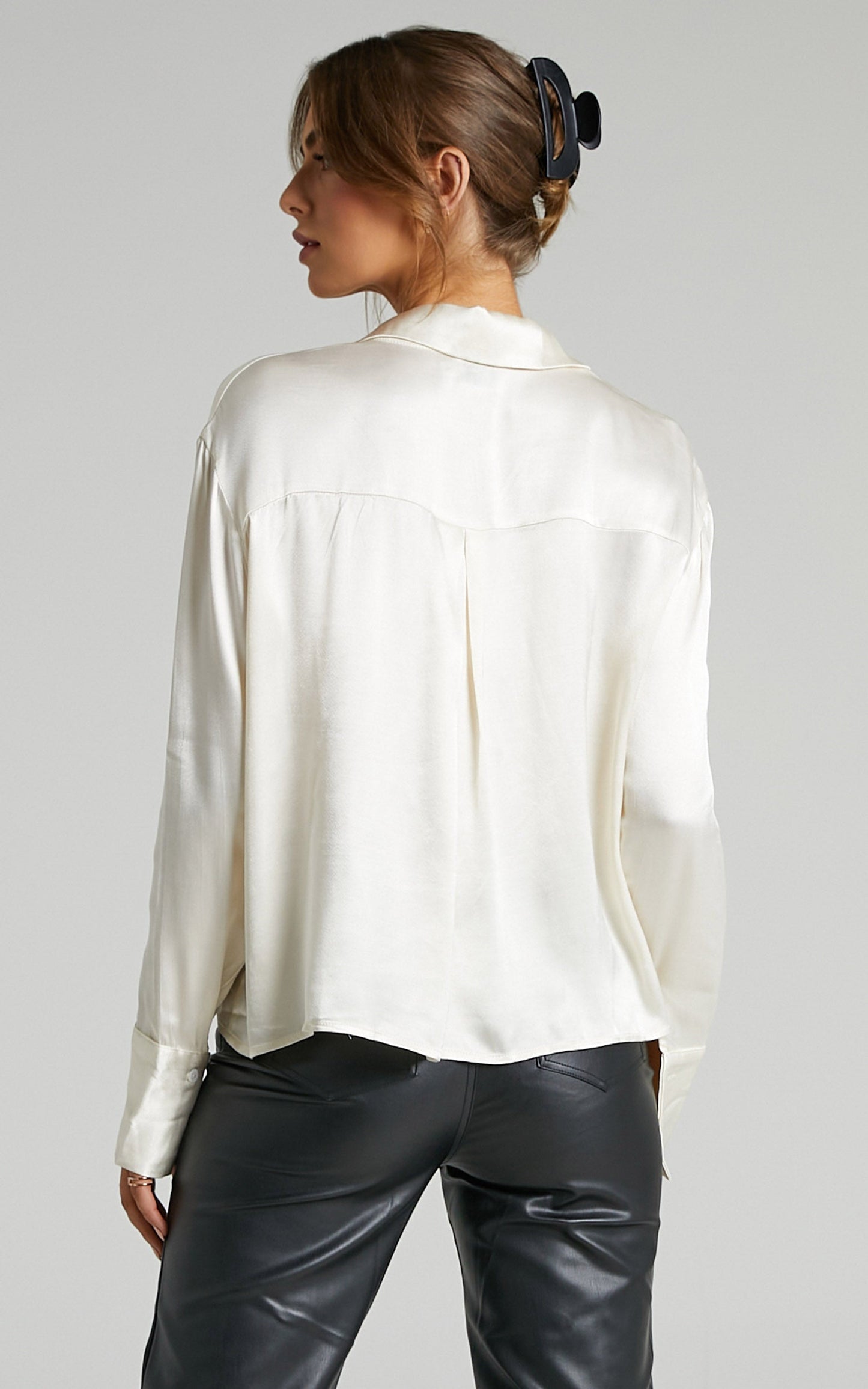 SNDYS - Rising Star Satin Shirt in Champagne