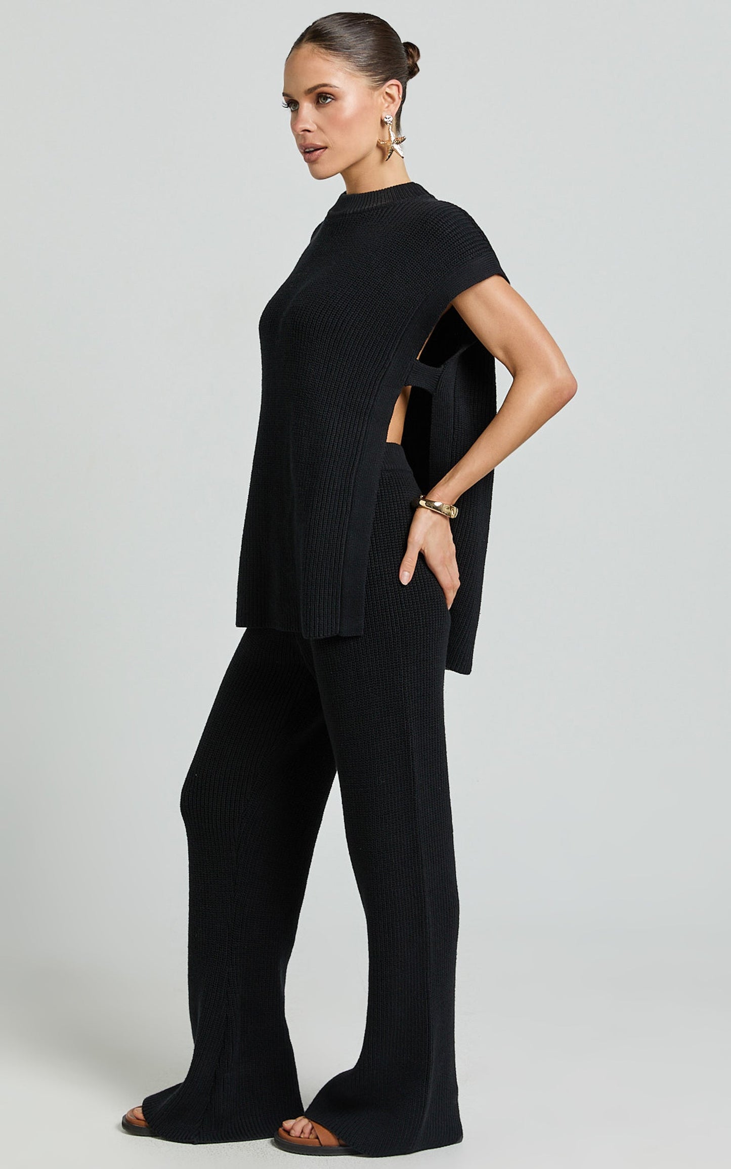 Sndys The Label - Oak Vest Top in Black