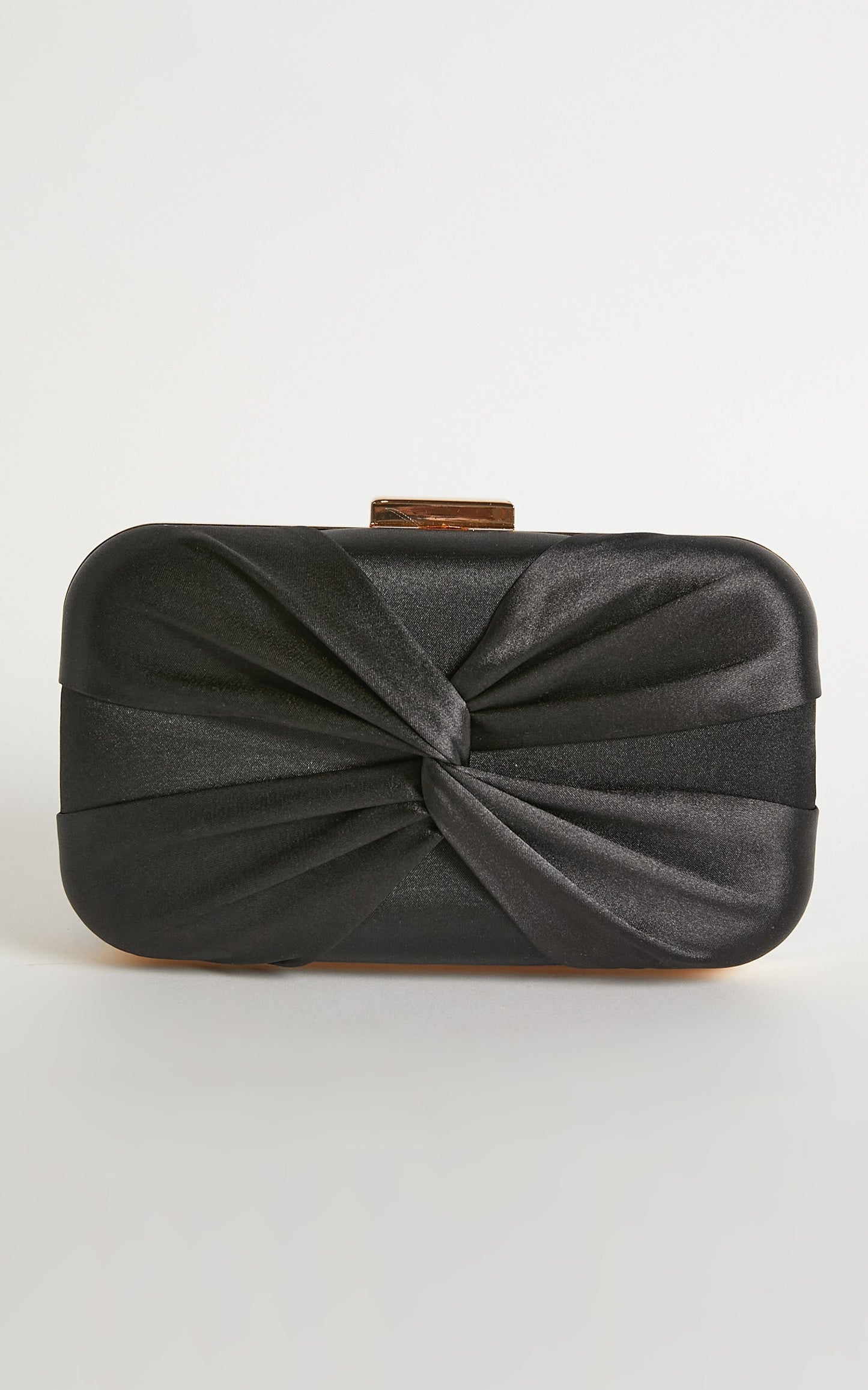 SOHO TWIST CLUTCH in Black