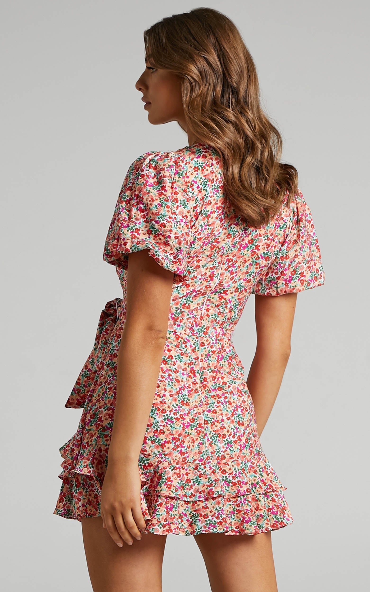 Scarlette Frill Hem Mini Dress in White Floral