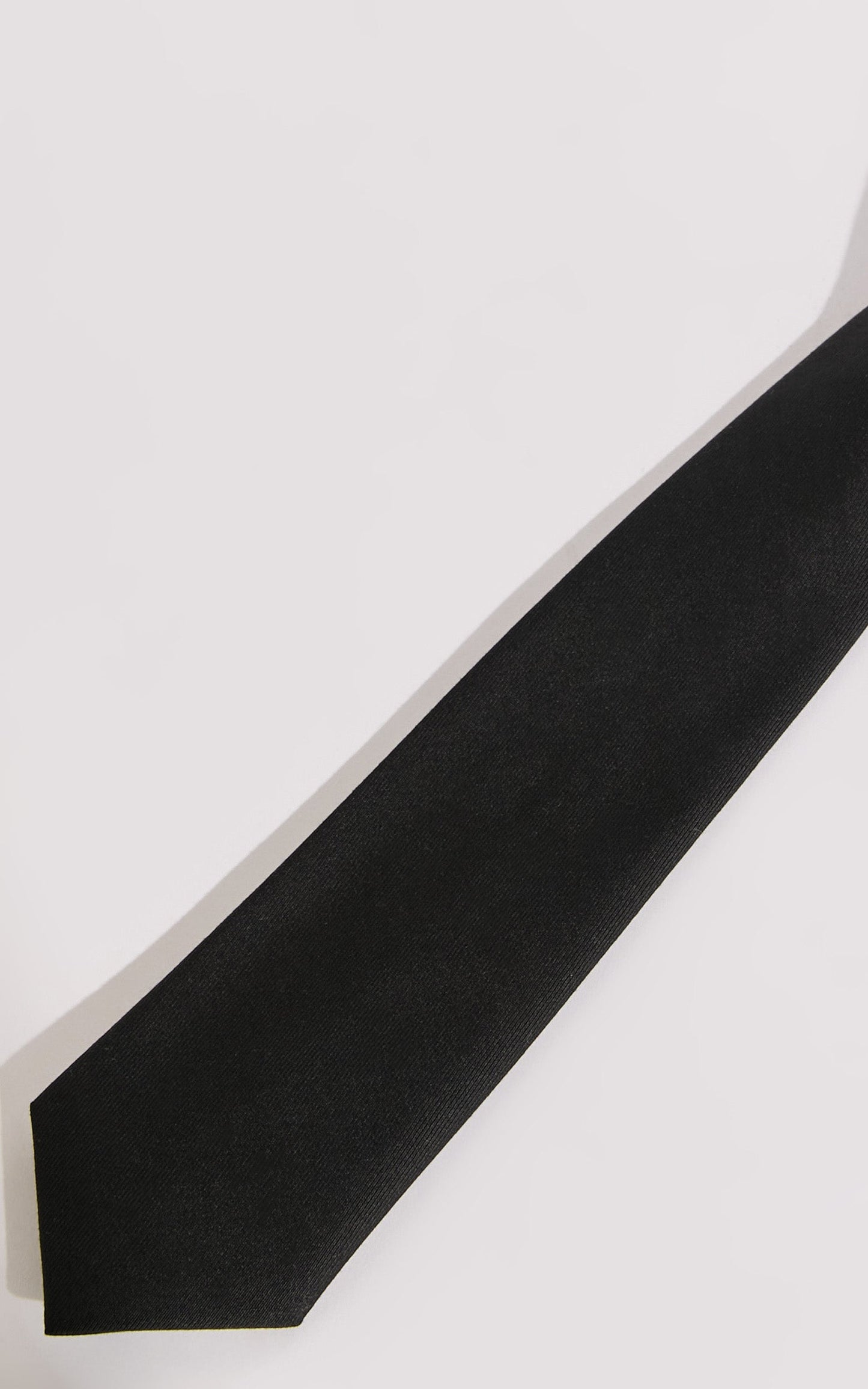 Schiffer Neck Tie in Black