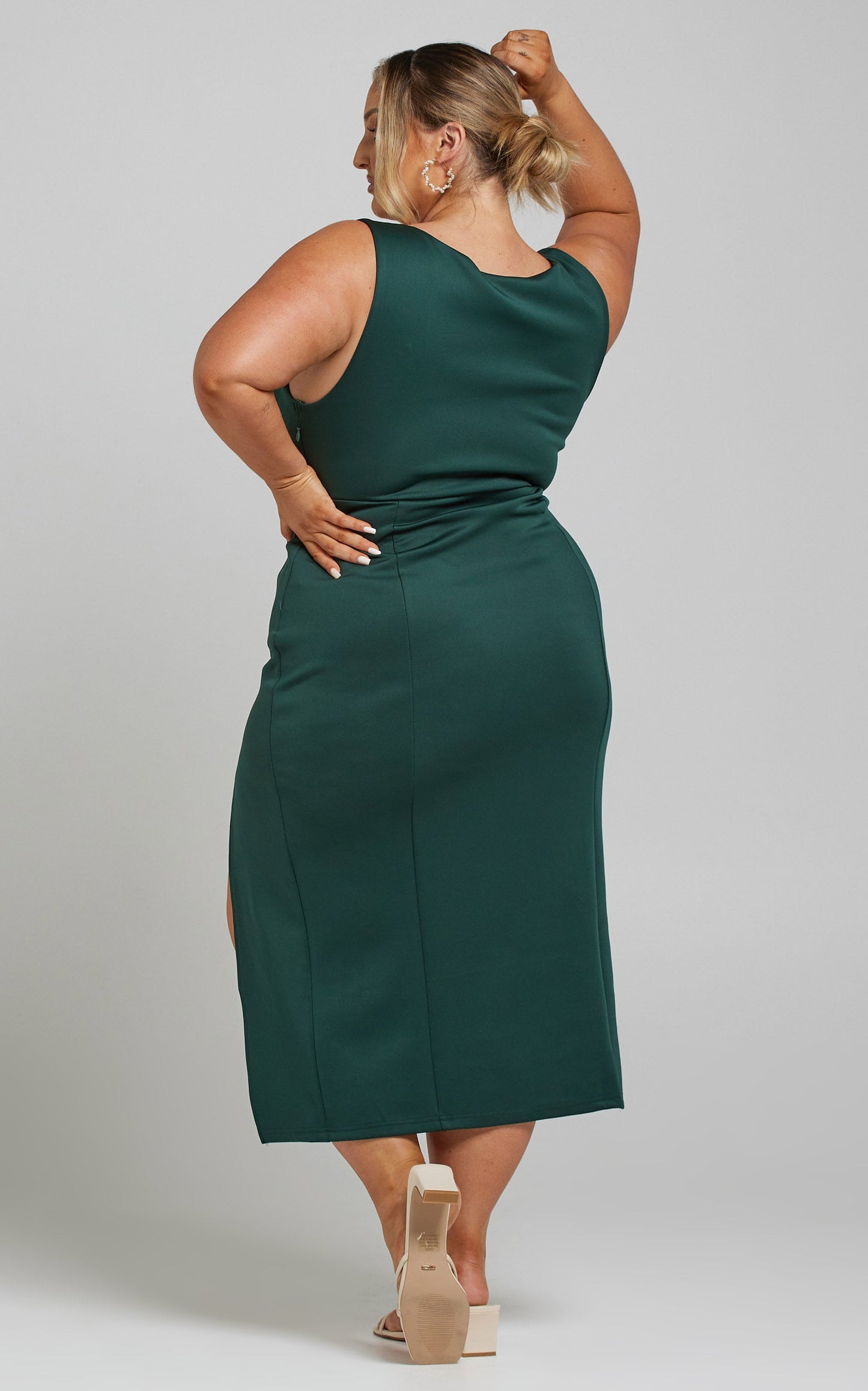 Calliope Plunge Neck Midi Dress with Split in Emerald