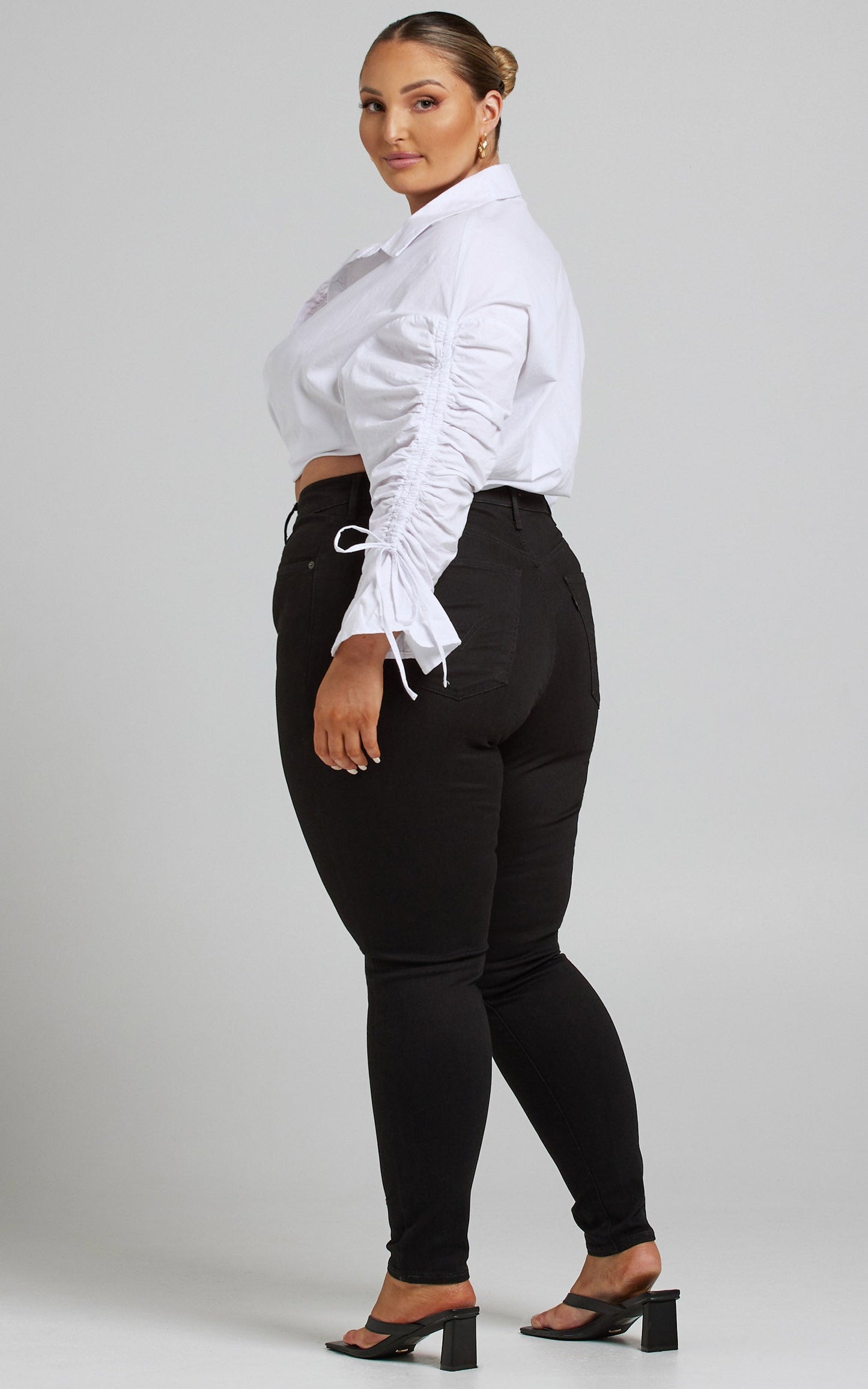 Levi's Curve - Mile High Super Skinny Jean in Black Celestial