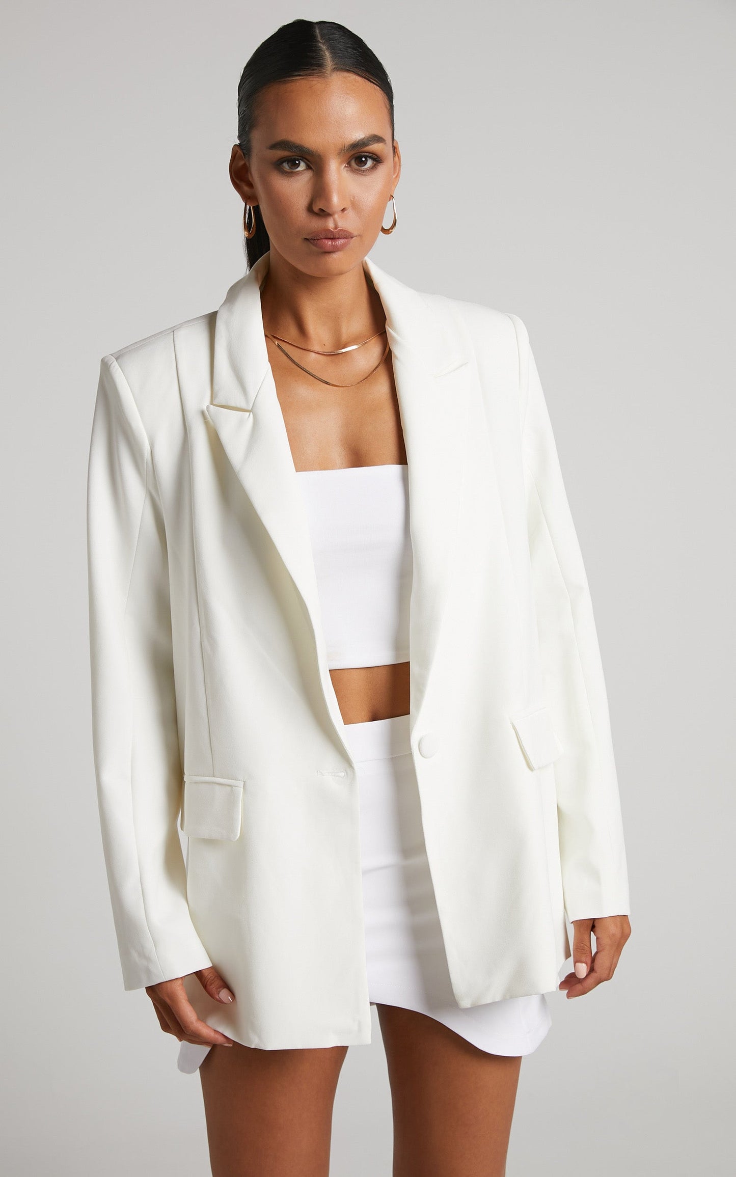 Sharmiel Blazer - Plunge Neck Oversized Longline Blazer in Ivory