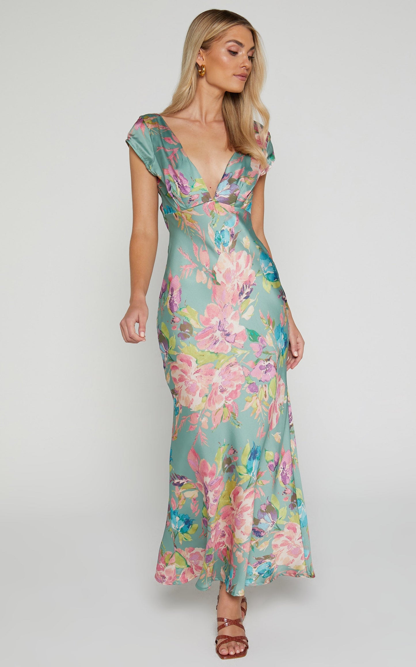 Sheilina Midi Dress - Plunge Neck Short Sleeve Dress in Green Floral