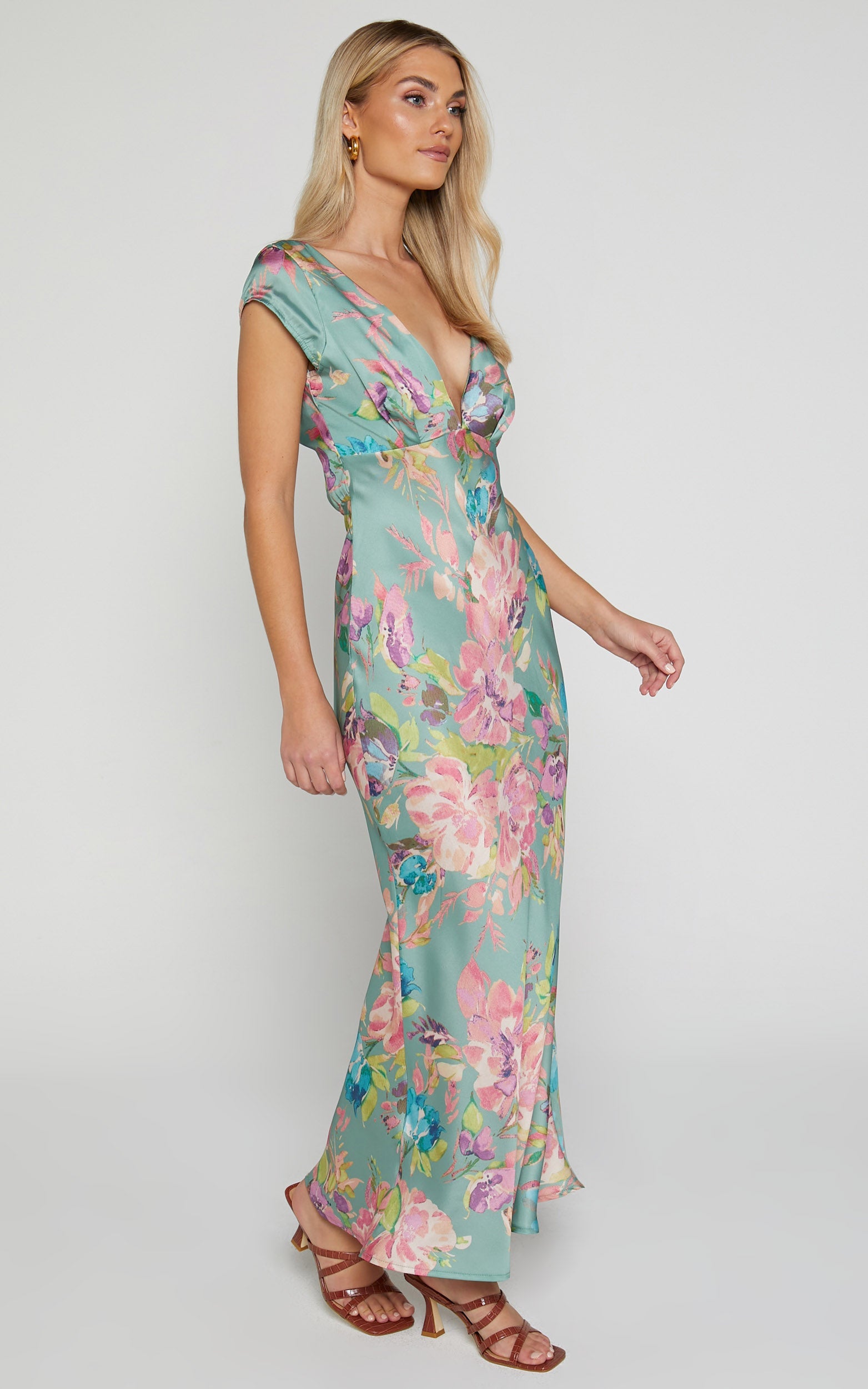 Sheilina Midi Dress - Plunge Neck Short Sleeve Dress in Green Floral