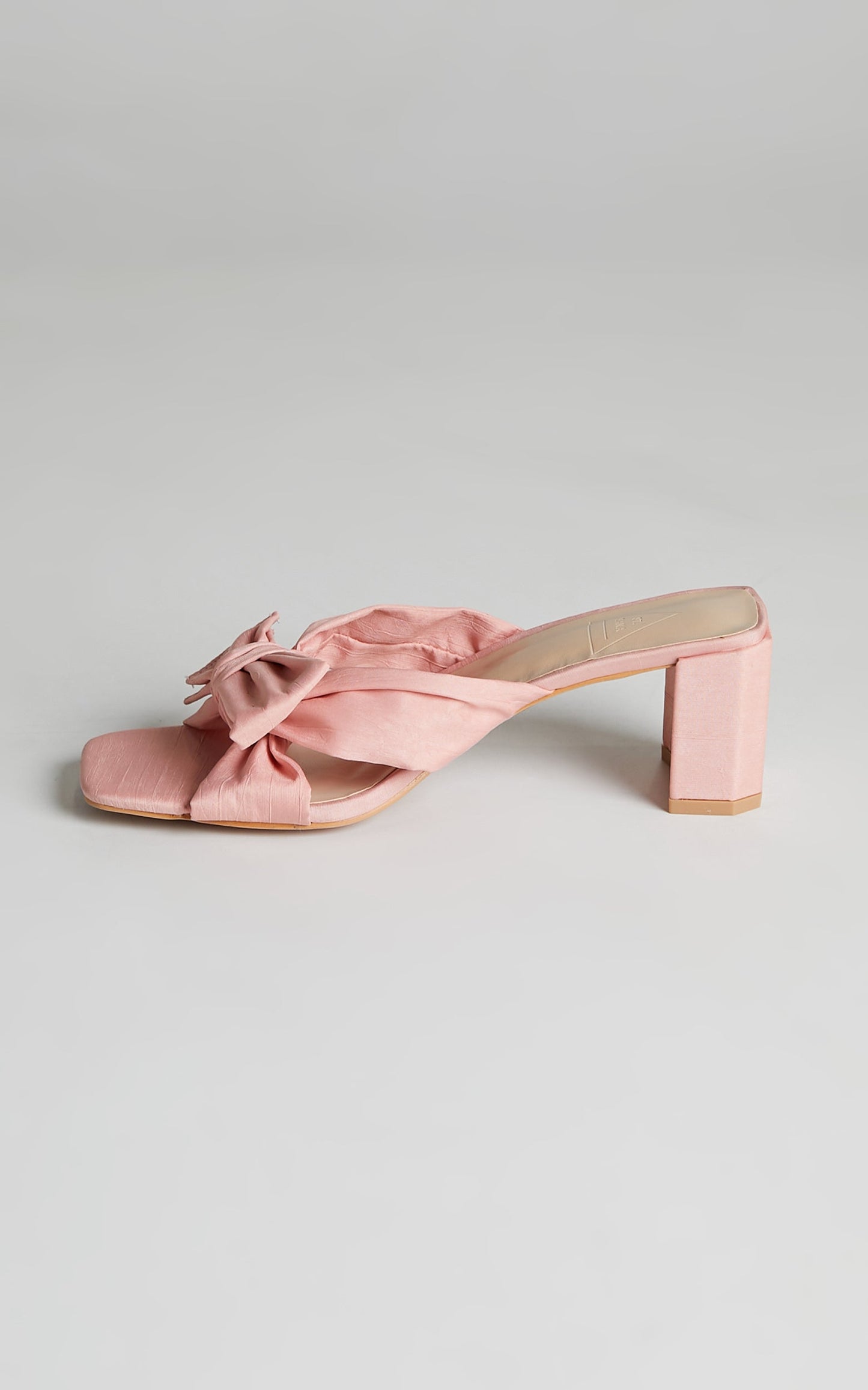 St Sana - Lemur Mules in Blush