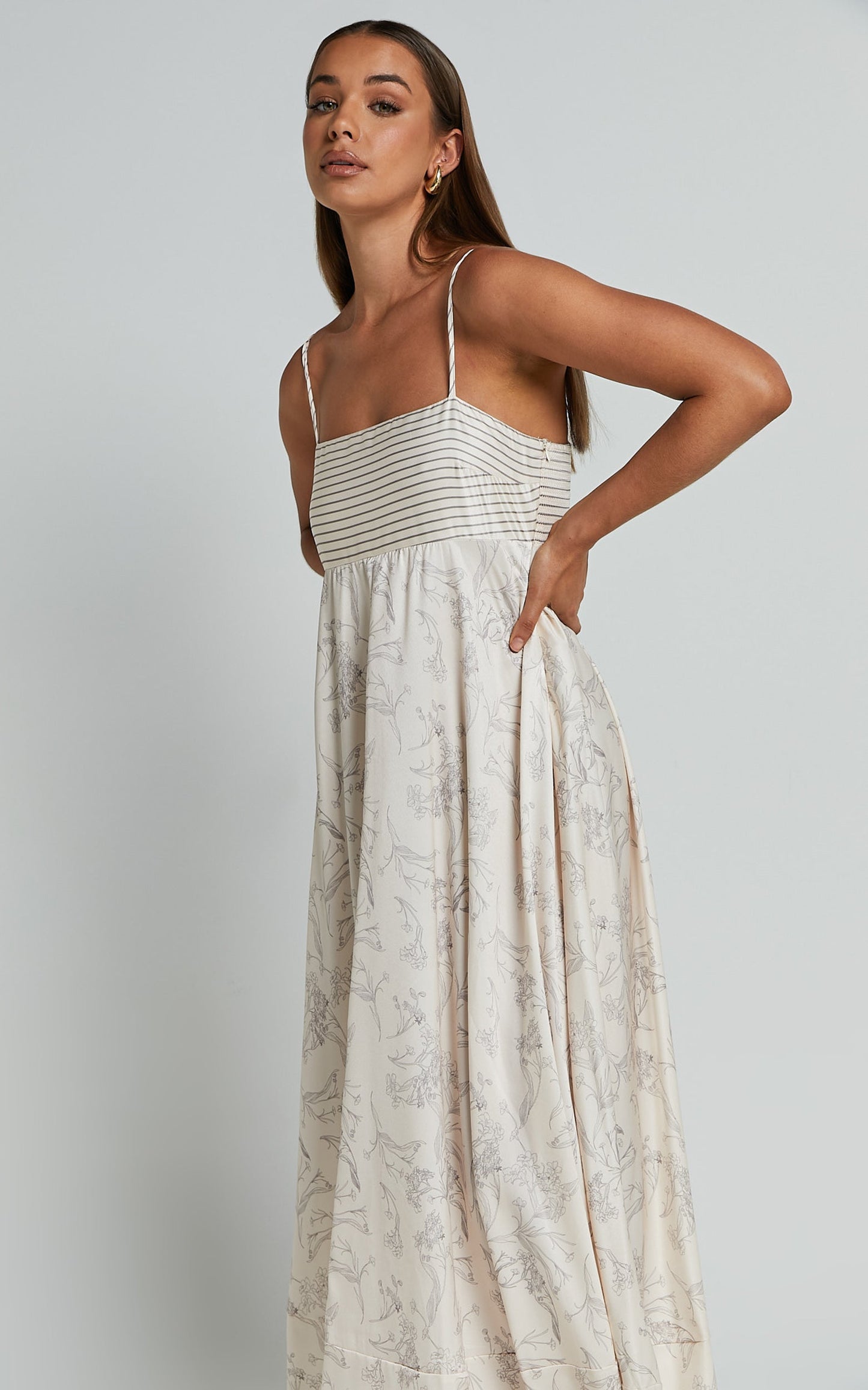 Stefania Midi Dress - Strappy Straight Neck Tiered Dress in Champange Print