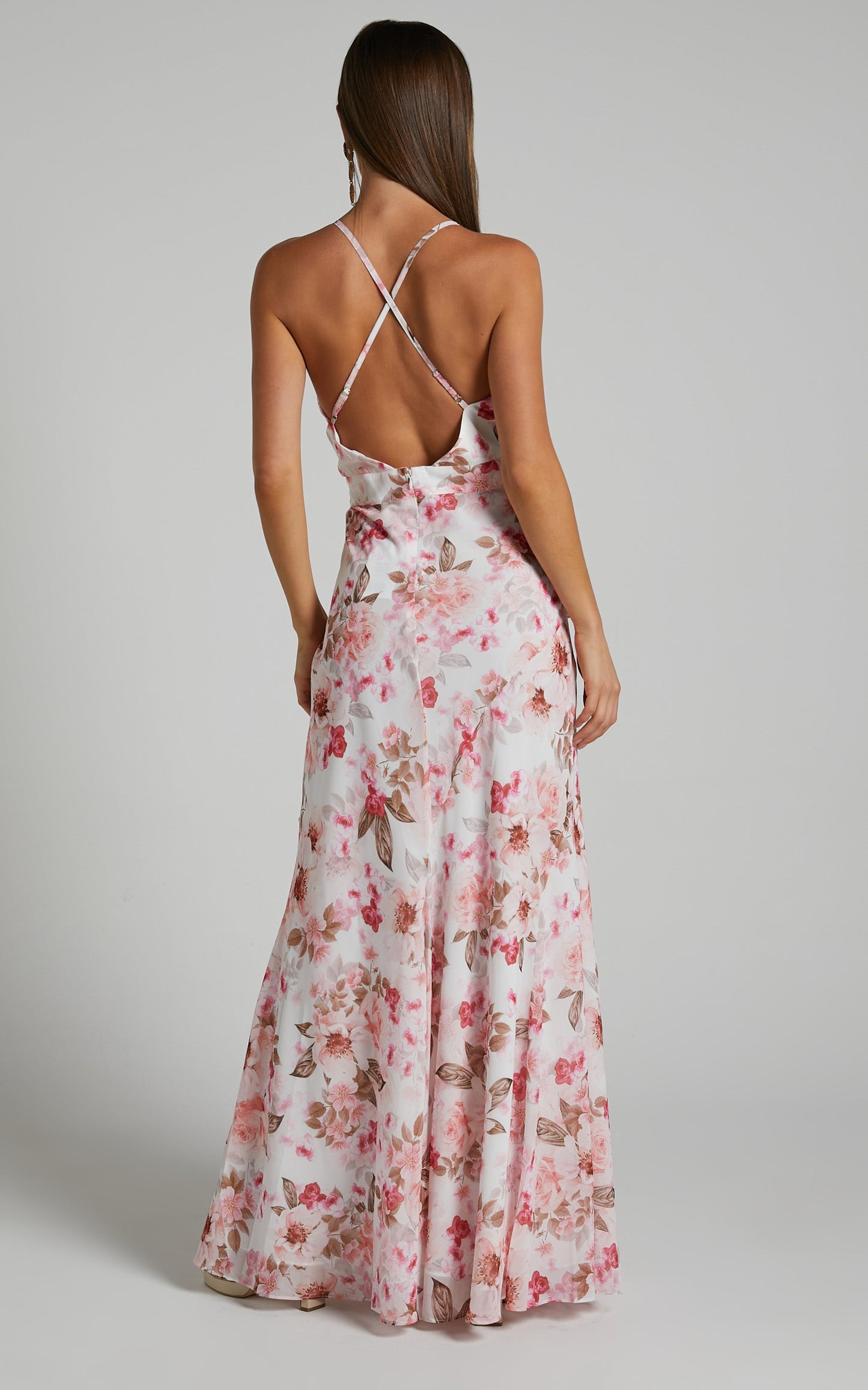 Suanie Midi Dress - Ruffle Detail Tiered Dress in Bouquet Floral