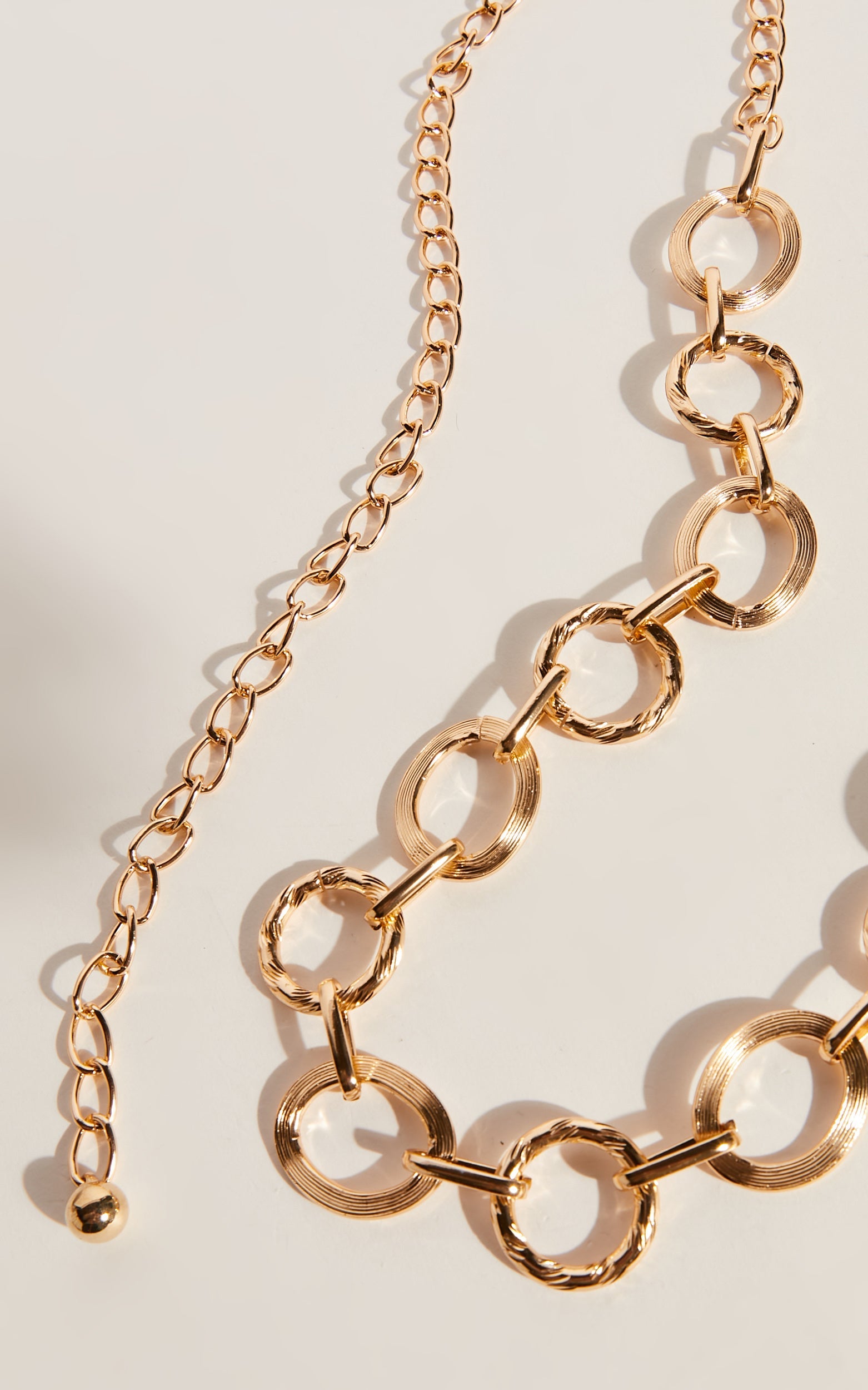 Suesana Chain Belt in Gold