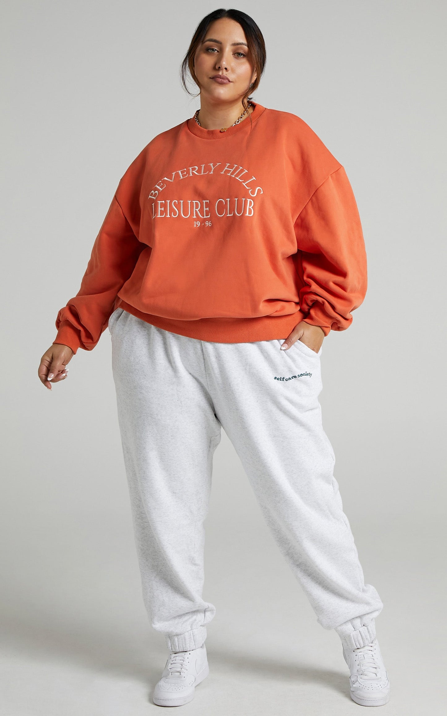 Sunday Society Club - Junno Sweatshirt in Orange
