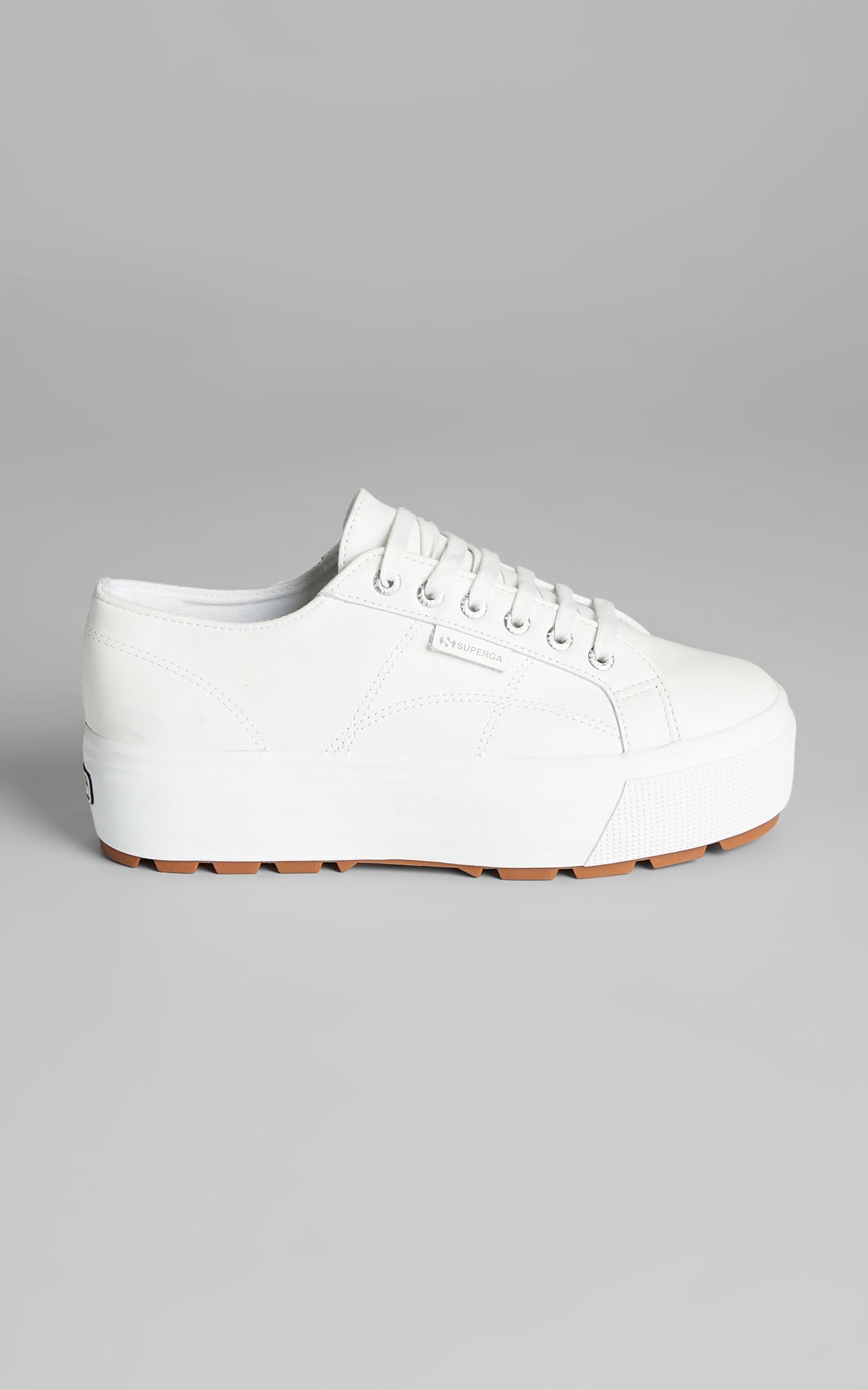 Superga - 2790 Tank Nappa Sneakers in 900 White