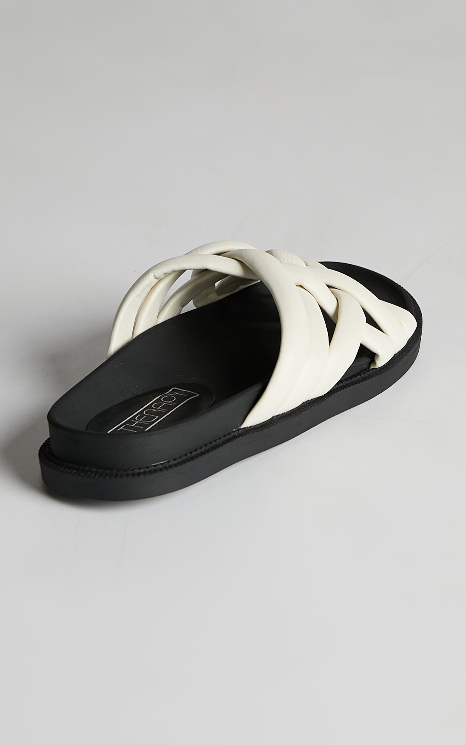 Therapy - Agyness Slides in off-White