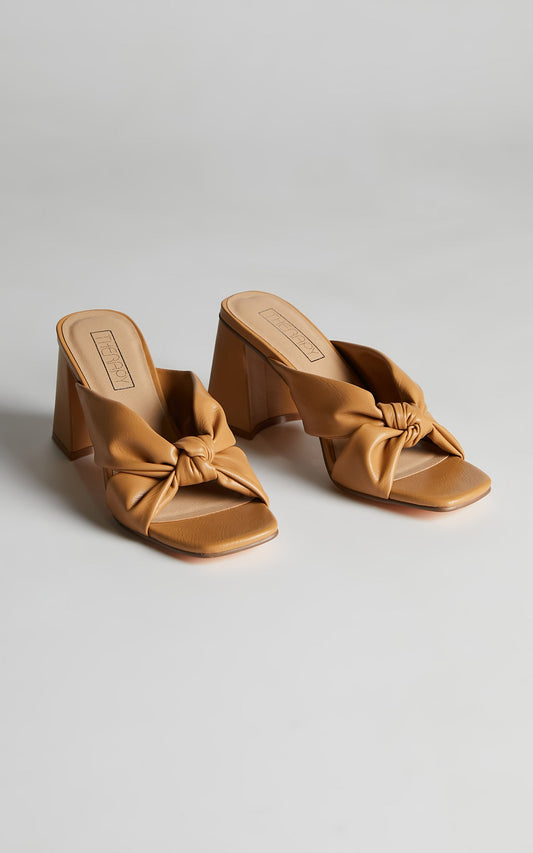 Therapy - Dot Heels in CARAMEL
