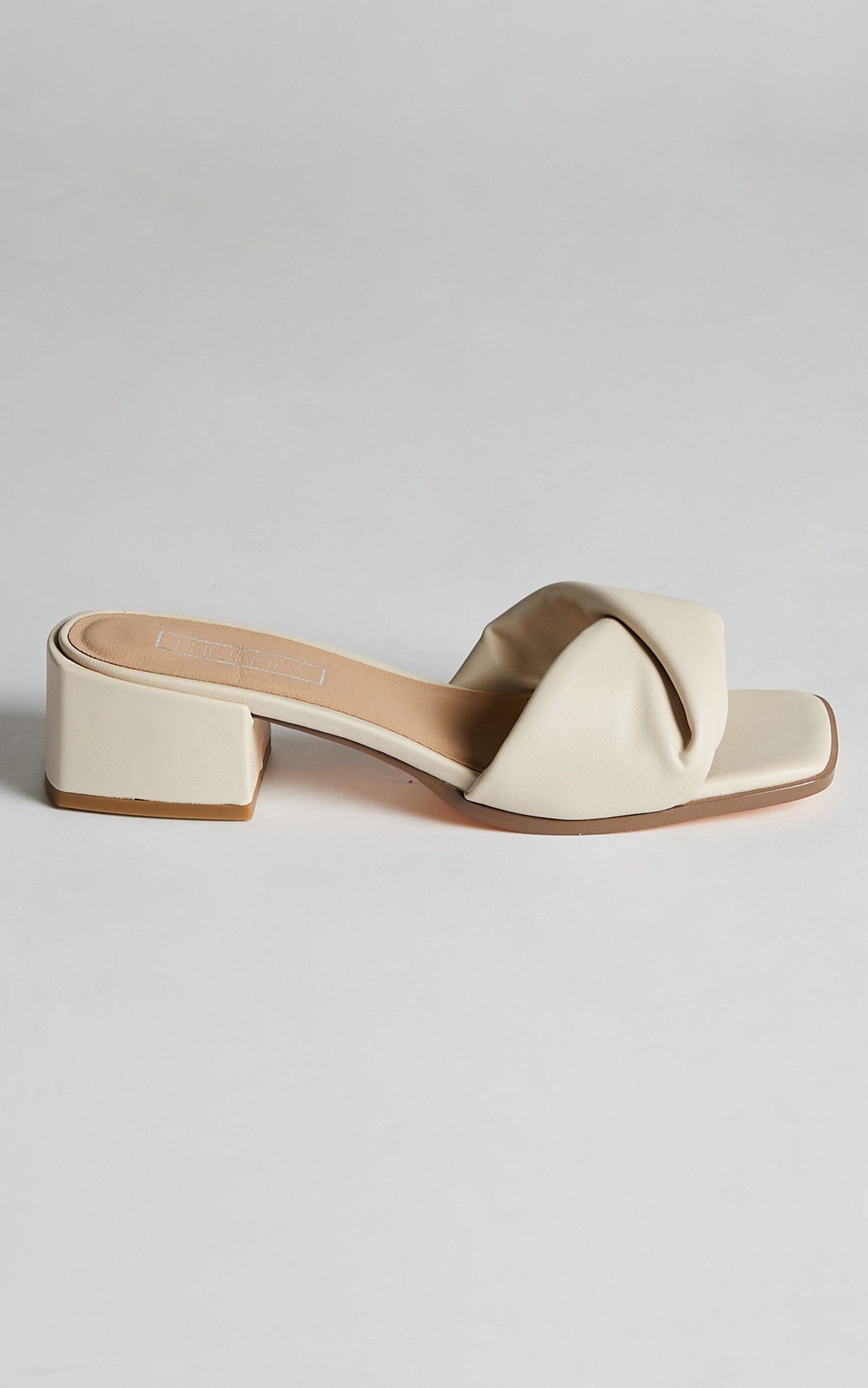 THERAPY - SKYE MULES in bone