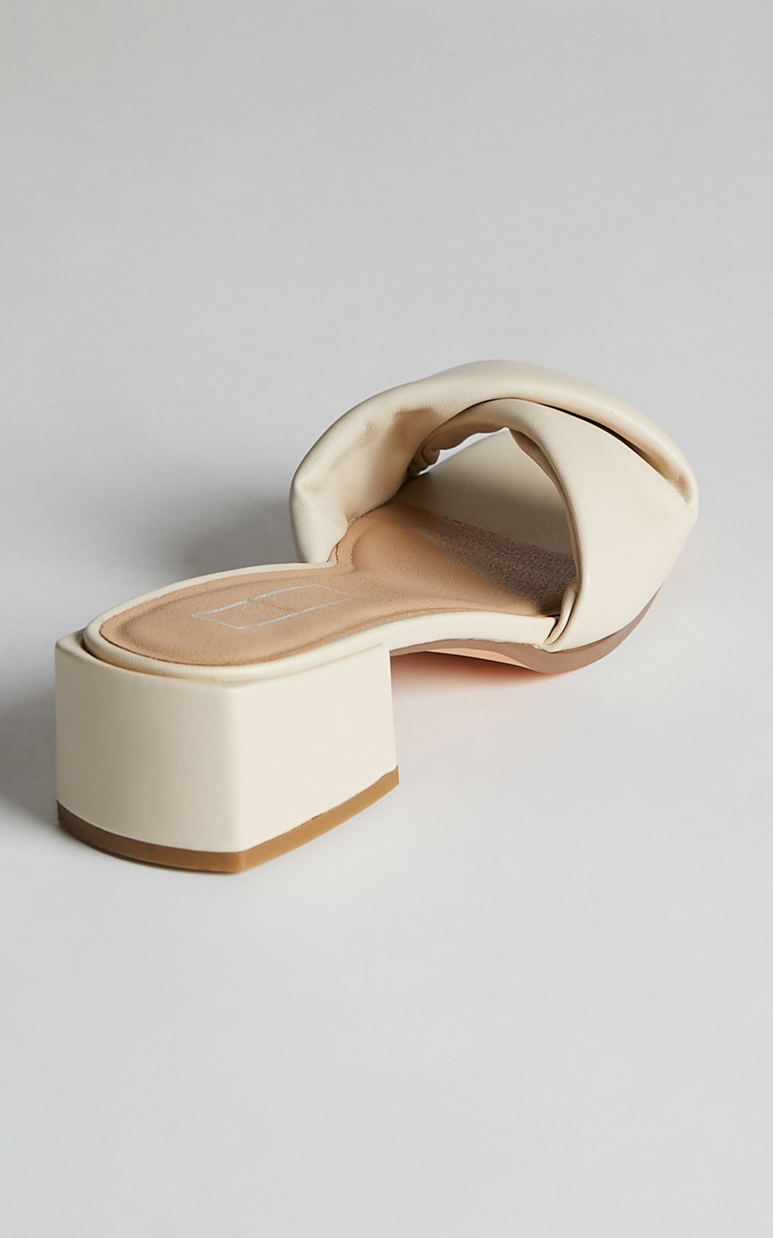 THERAPY - SKYE MULES in bone
