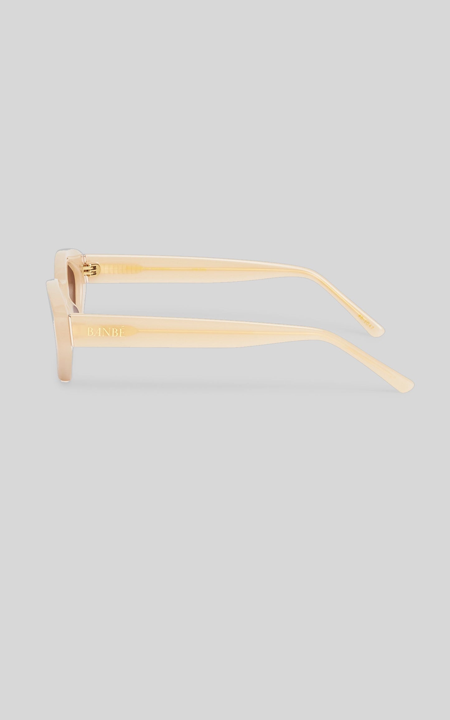 Banbe Eyewear - The Eva in Milk Brown
