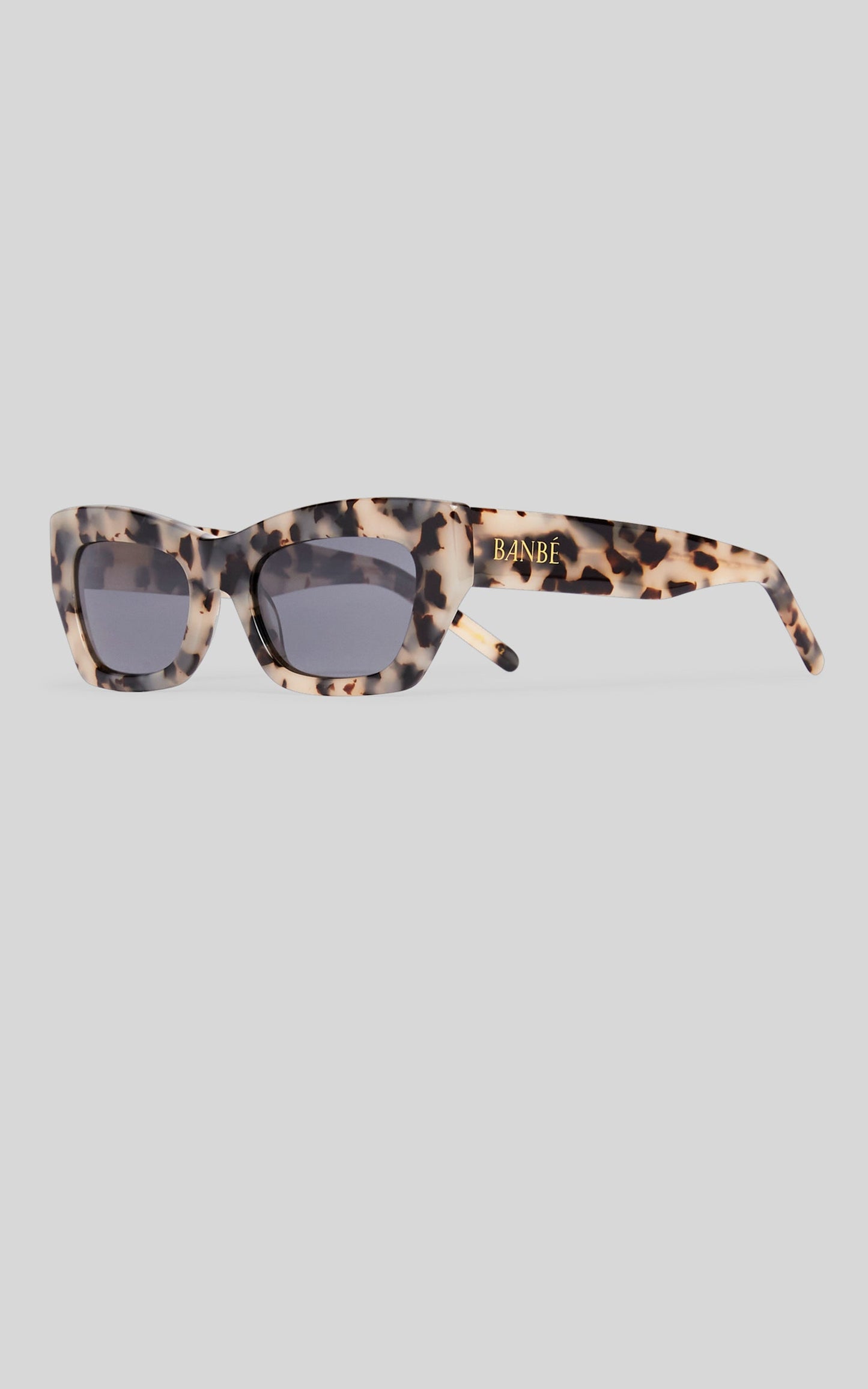 Banbe Eyewear - The Kerr in Blonde Tort-Smoke