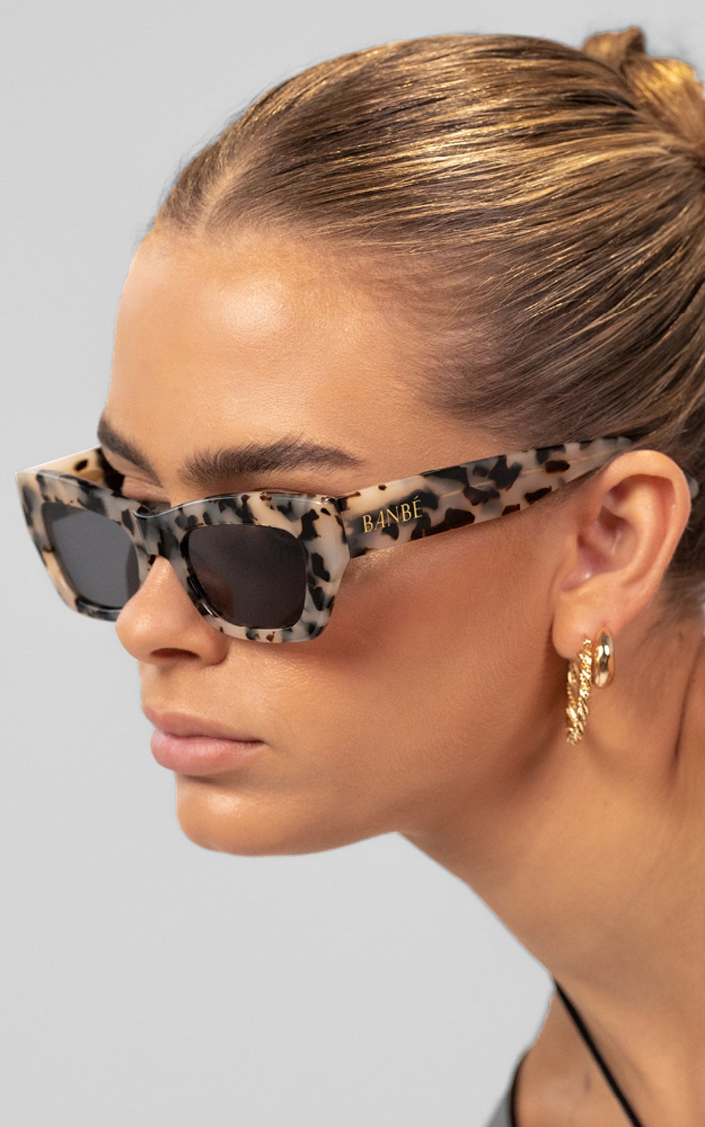 Banbe Eyewear - The Kerr in Blonde Tort-Smoke
