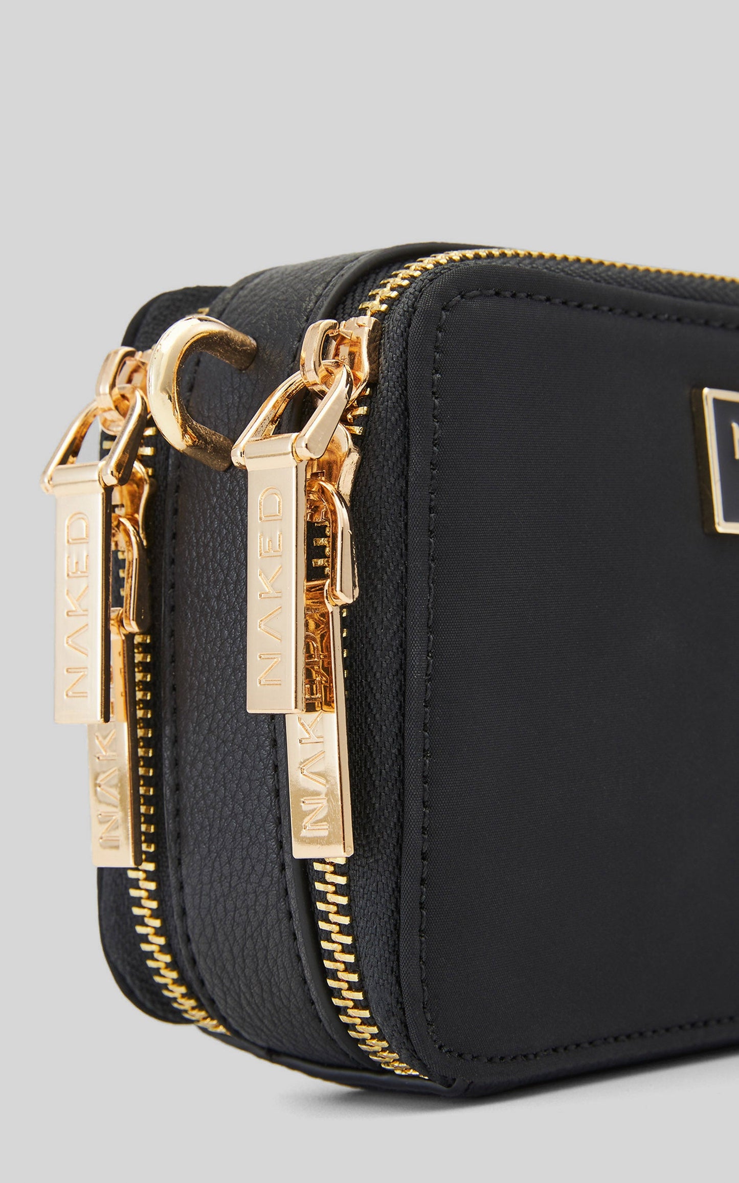 Nakedvice - The Lexie Nylon Bag in Black / Gold